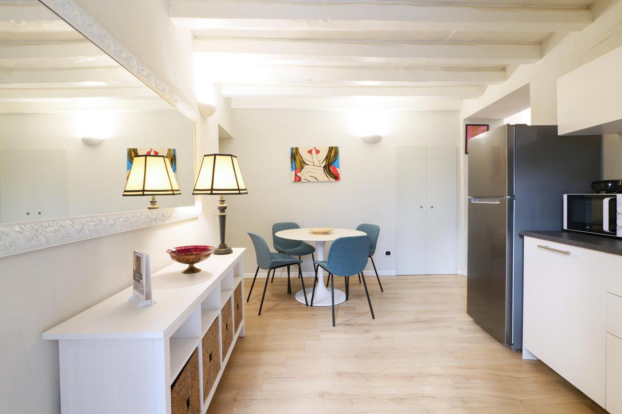 Appartamento Elegant Rosales Apt. Milano