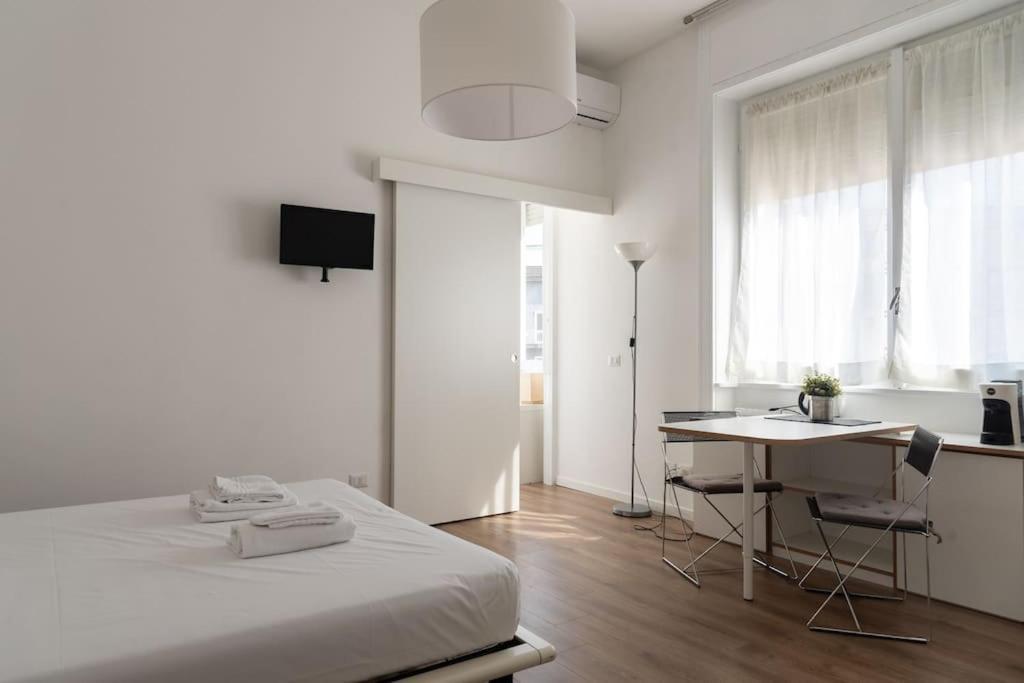 Youhosty - Garibaldi72 Apartamento Milão