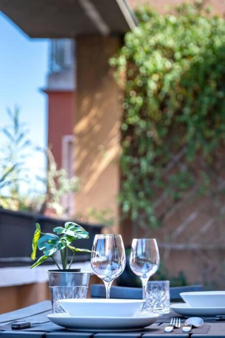 Ennio's Nest - Private Terrace Apartment Milan