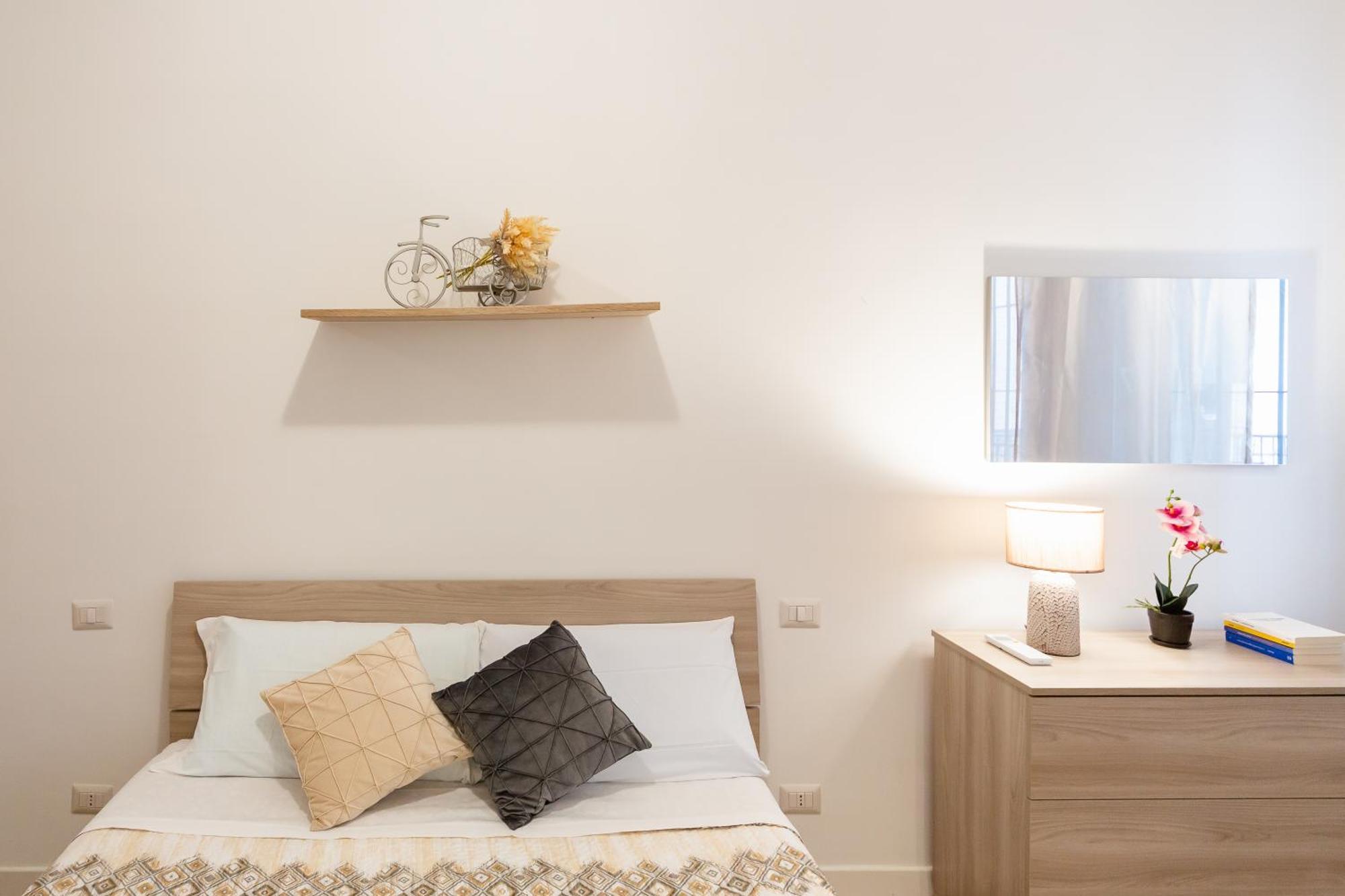 Metro M1- Fiera Citylife Duomo 10 Min Ac Wi-fi Apartamento
