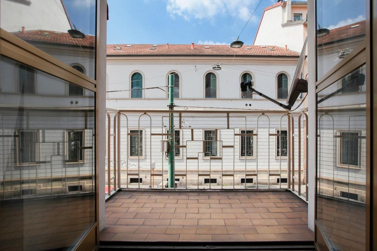 Elegante E Ampio In Zona Moscova Apartment *