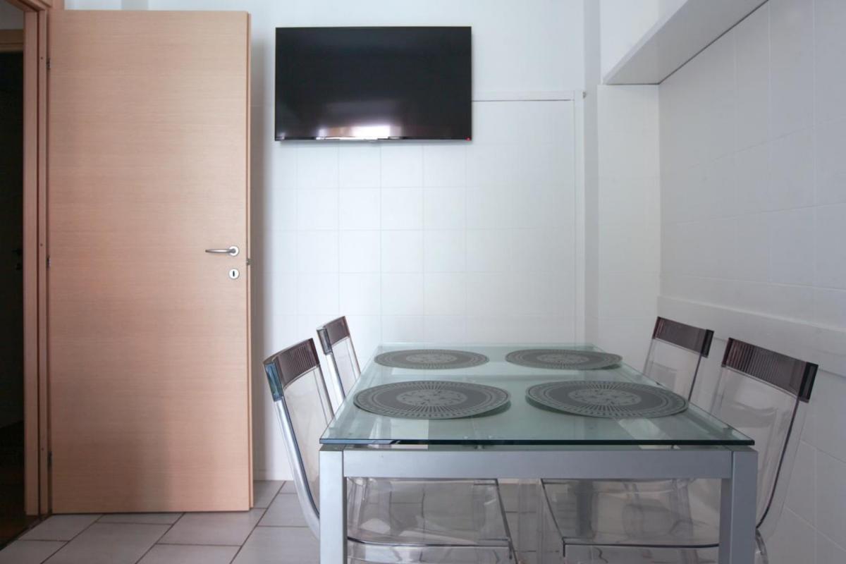 Elegante E Ampio In Zona Moscova * Milan