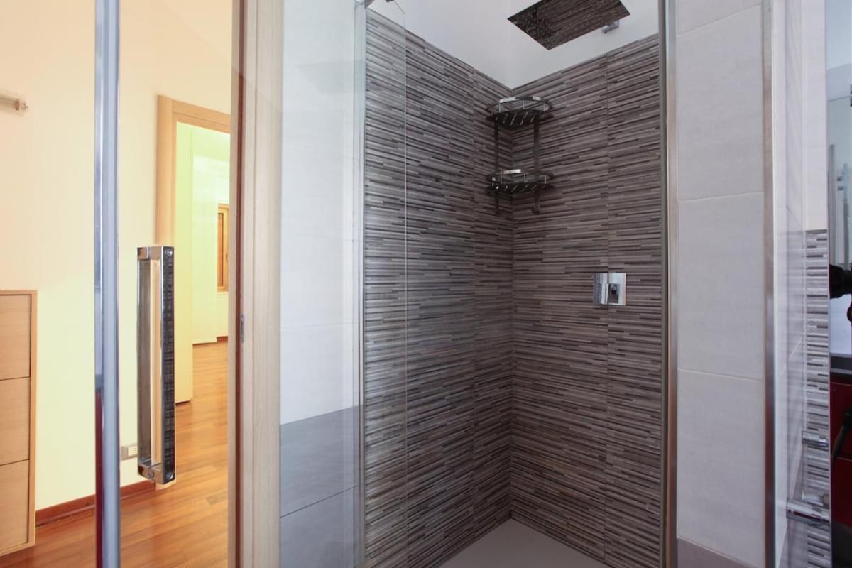 Apartment Elegante E Ampio In Zona Moscova Milan