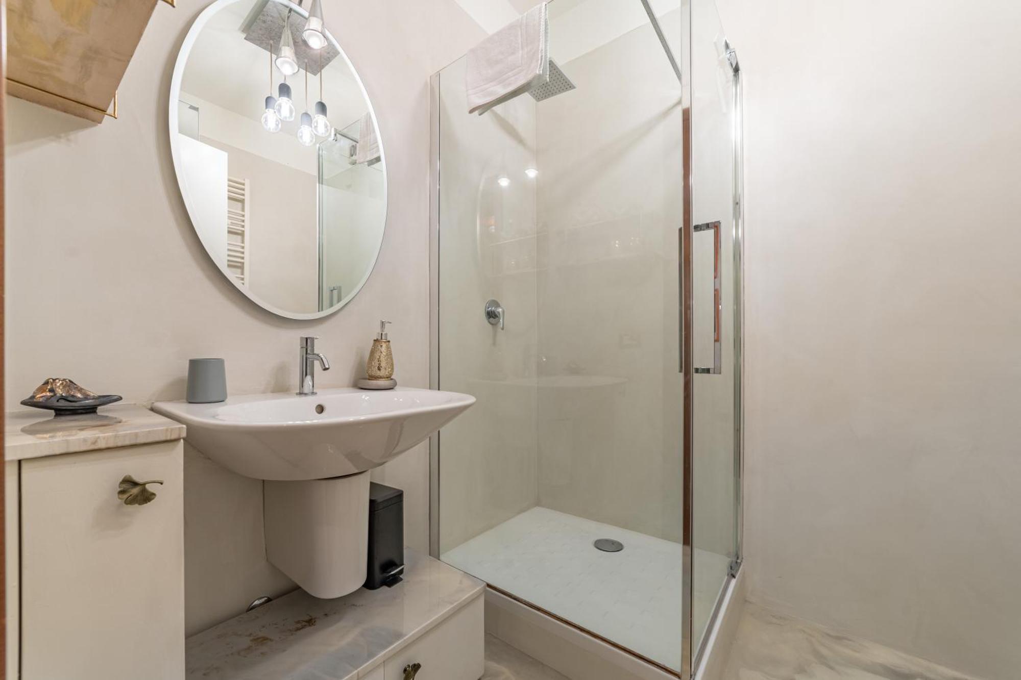 5' From Bocconi With 2 Bedr And 2 Bathr Apartment Milan