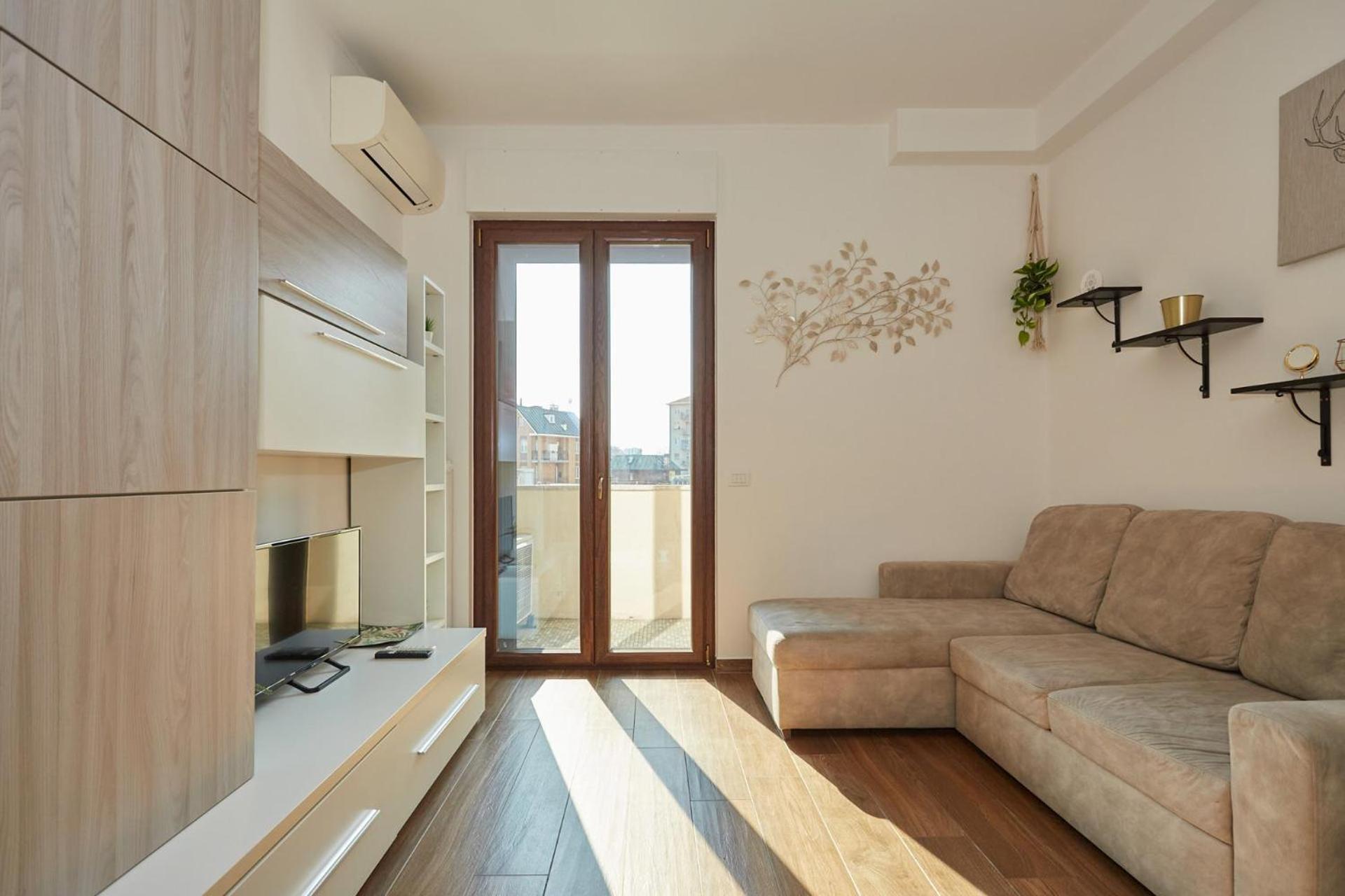 - 1 Bedroom Apartment Milan