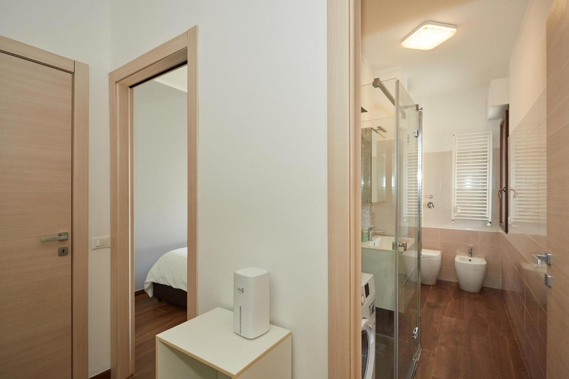 - 1 Bedroom Apartment *