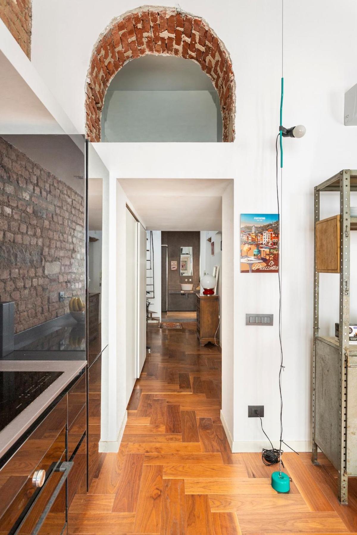 Loft Design Center, Shopping Area, Ac, Wifi, Subway M1 And M2, Airport Connected Apartment *