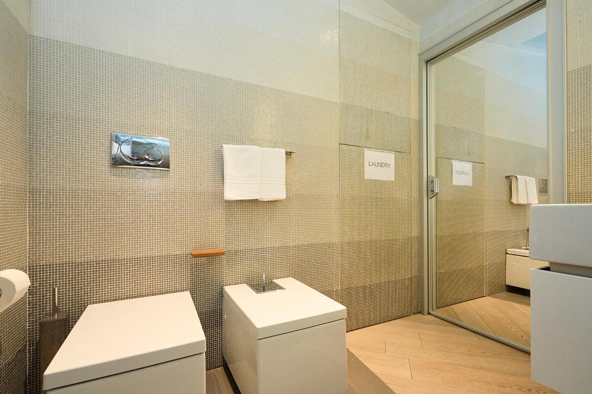 Apartment Luxury House - 2 Minutes Walk From Station *