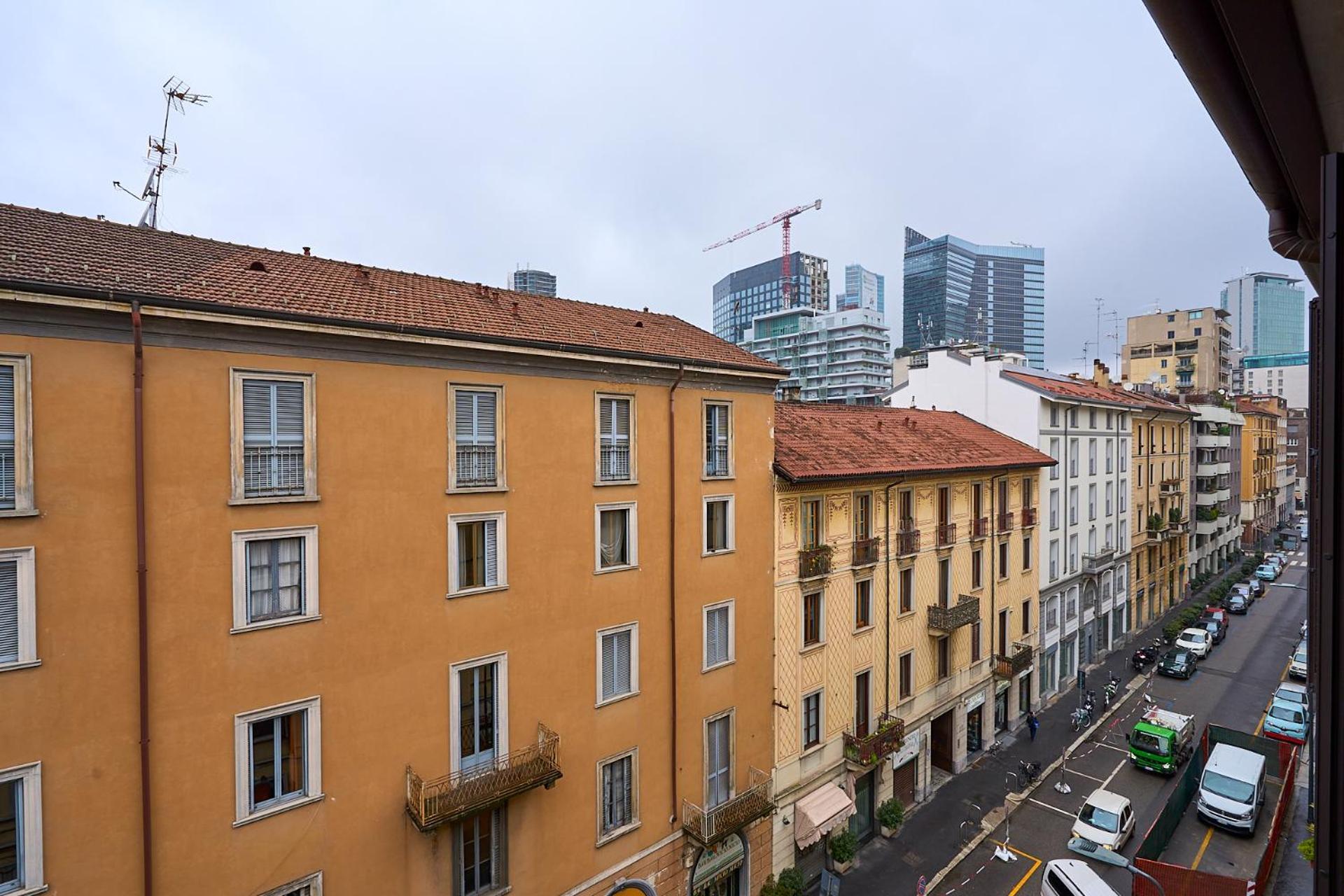Apartment Luxury House - 2 Minutes Walk From Station