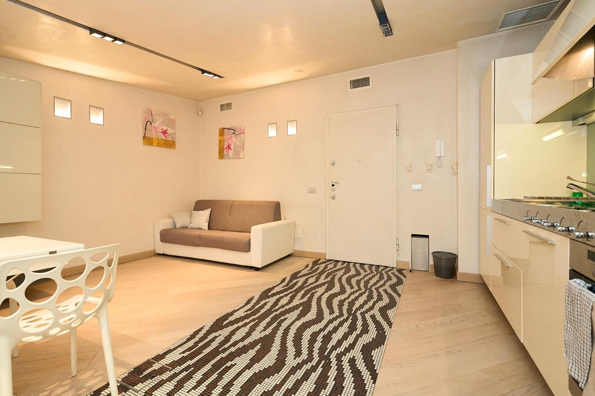 Apartment Luxury House - 2 Minutes Walk From Station Milan