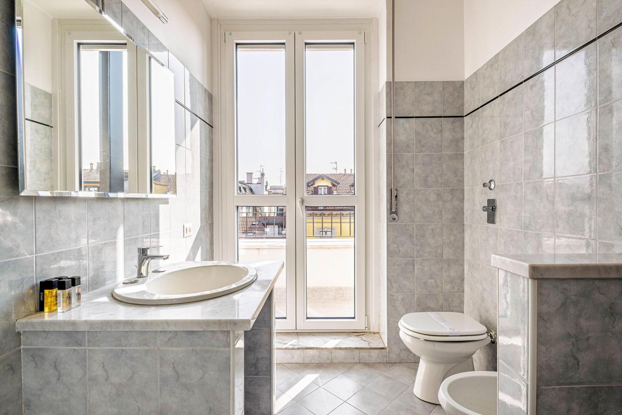 Sant'ambrogio's Retreat Apartment Milan