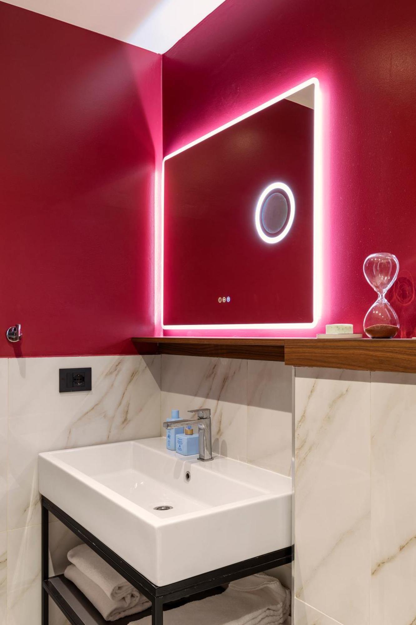 Lumera - Brera Apartment Milan