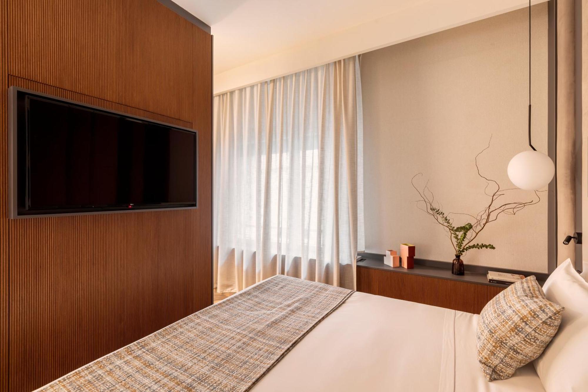 Lumera - Brera Apartment Milan