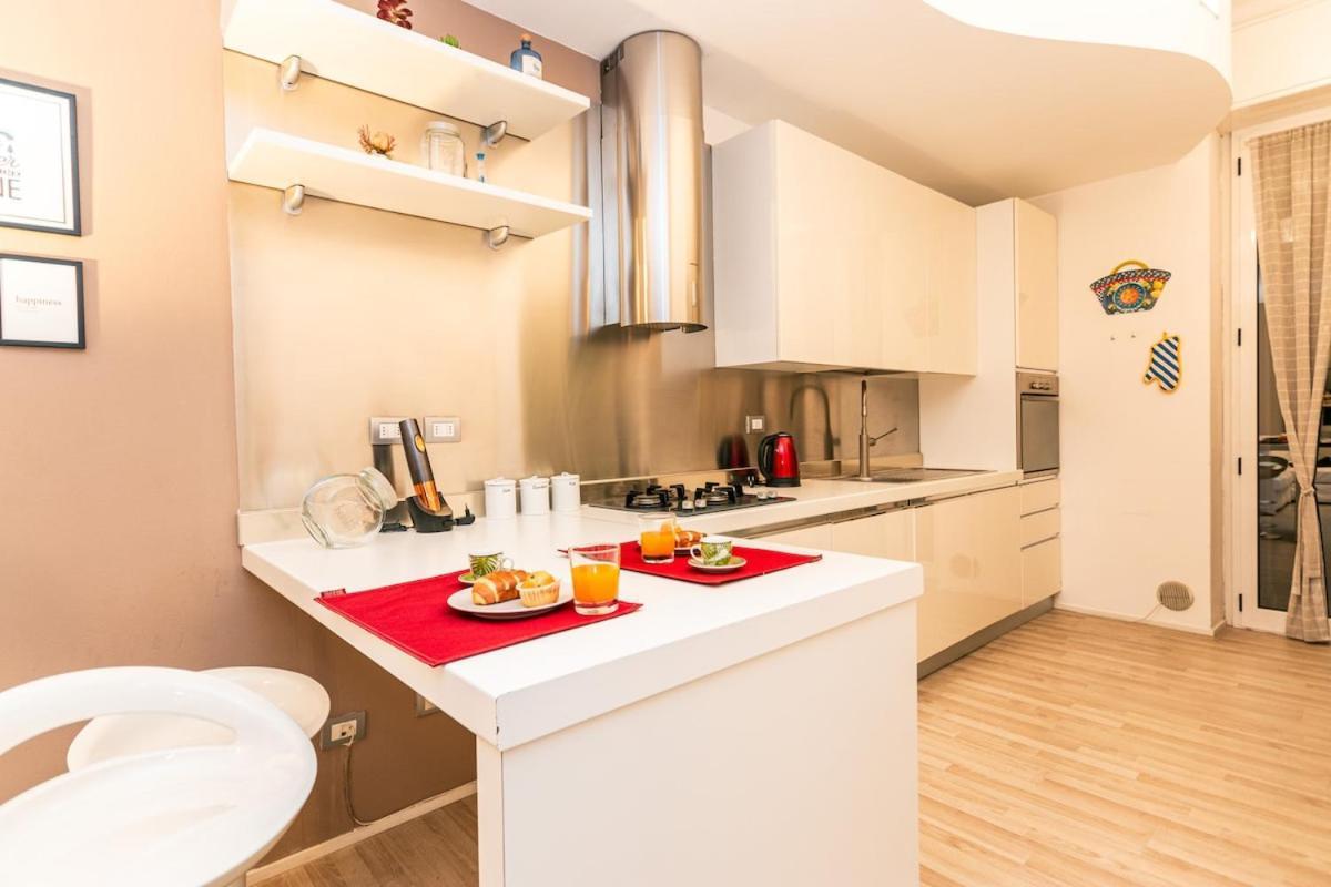 Apartment Chic Elegante Rifugio A Due Passi Dalla M4 Milan