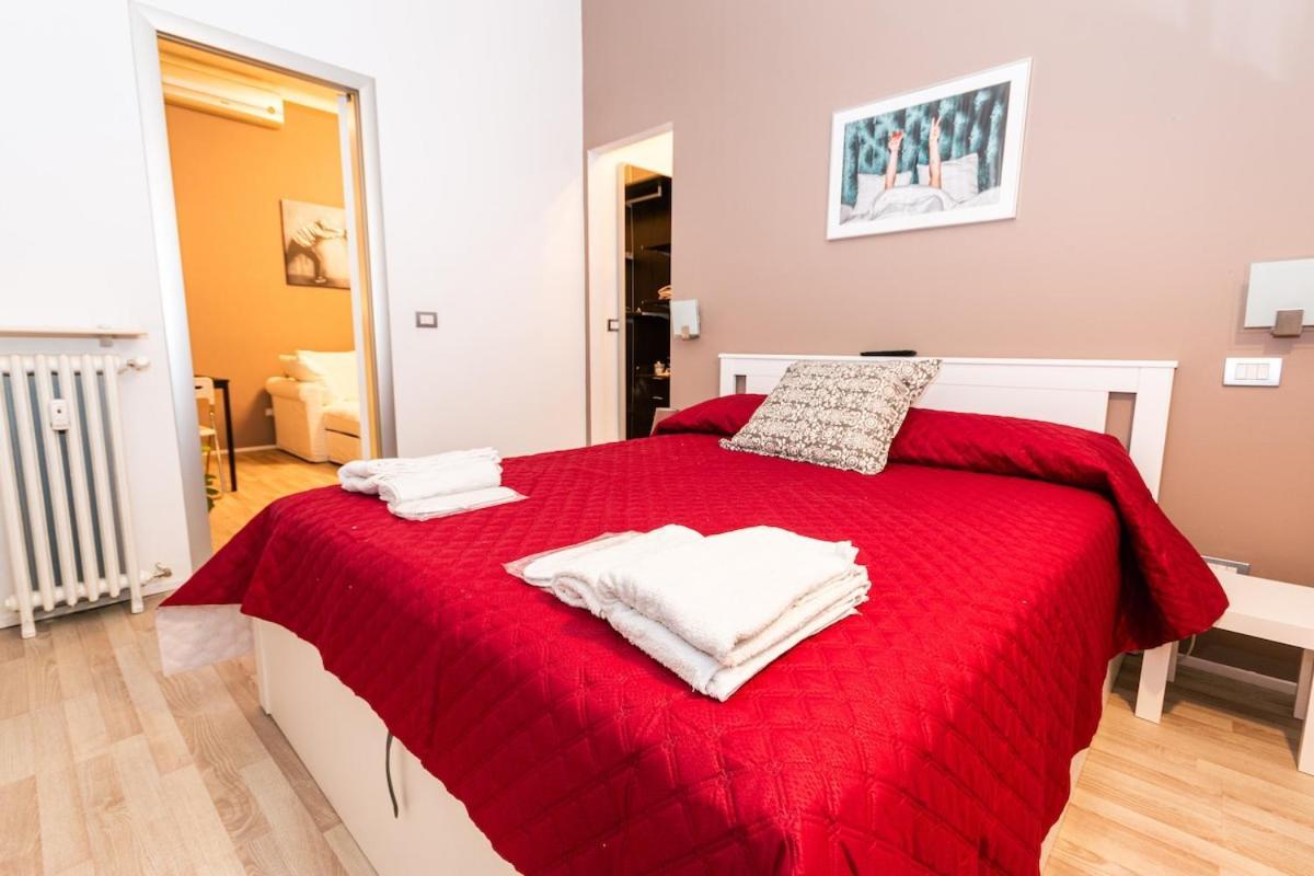 Apartment Chic Elegante Rifugio A Due Passi Dalla M4 Milan