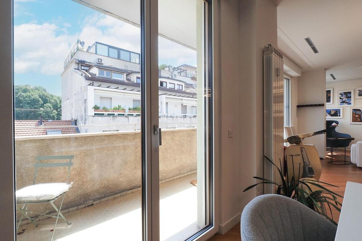 Apartment Bright Three Bedroom With Balconies Porta Romana