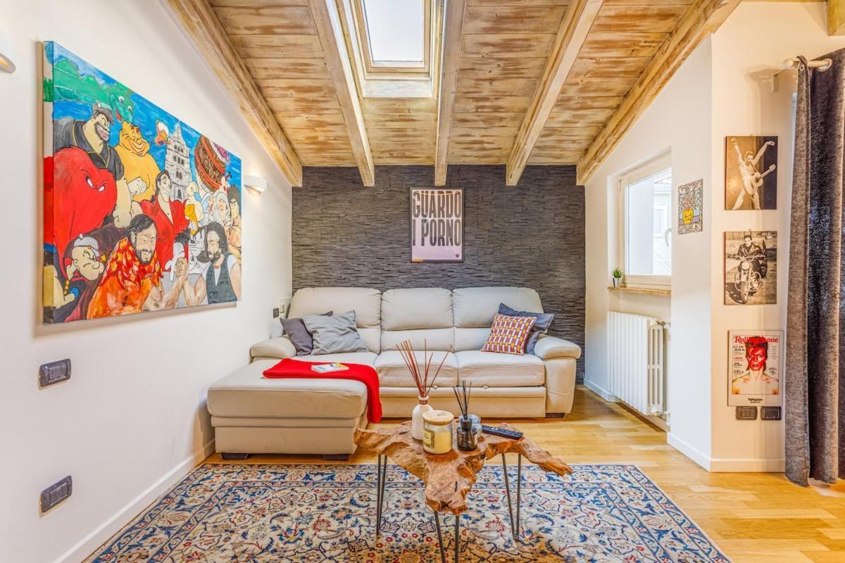 Unconventional Near Linate - Supreme Meme Loft Apartment Milan