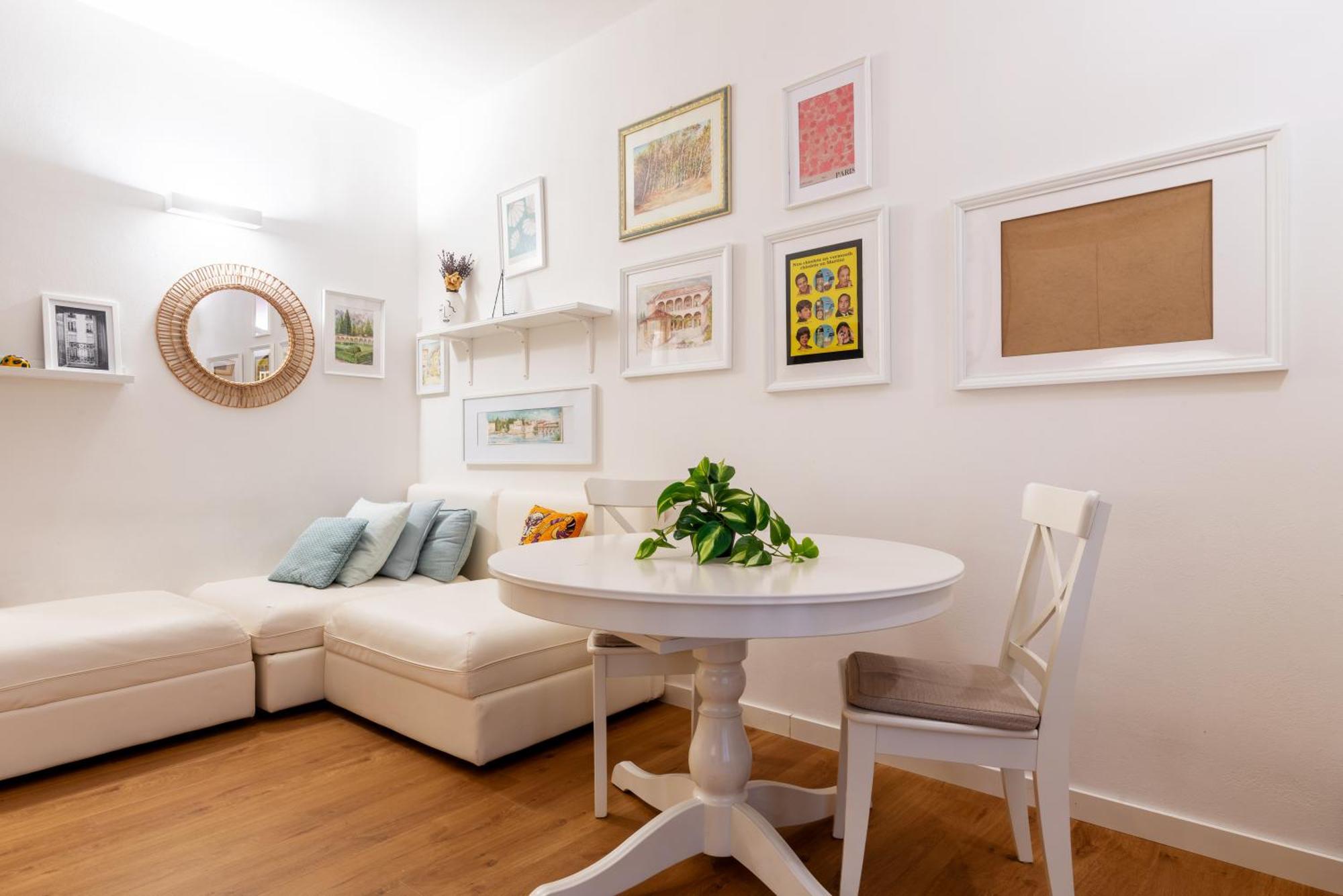 Apartment Quiet Two-room A Few Steps From Mm Ptvenezia Milan