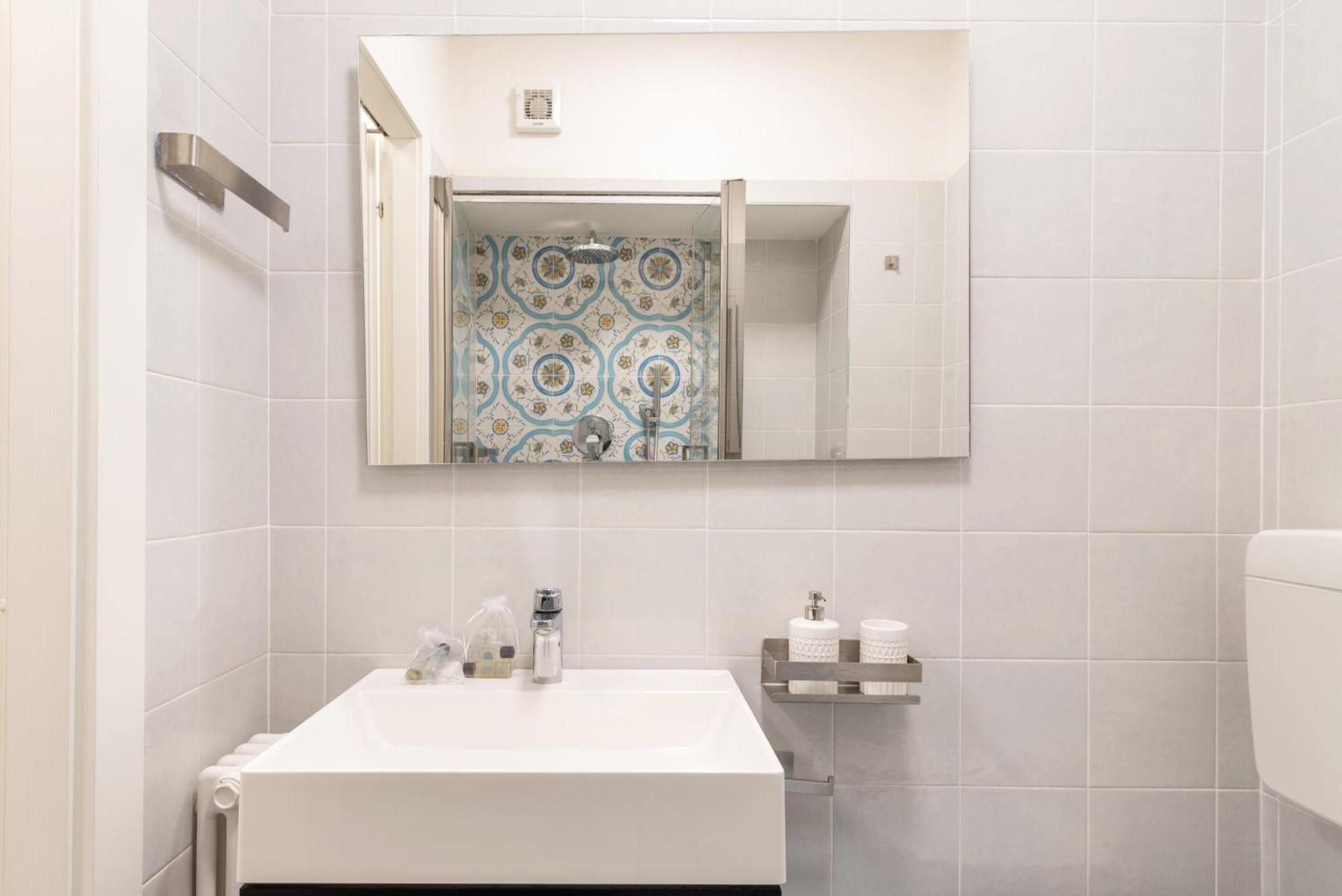 Quiet Two-room A Few Steps From Mm Ptvenezia Apartment Milan