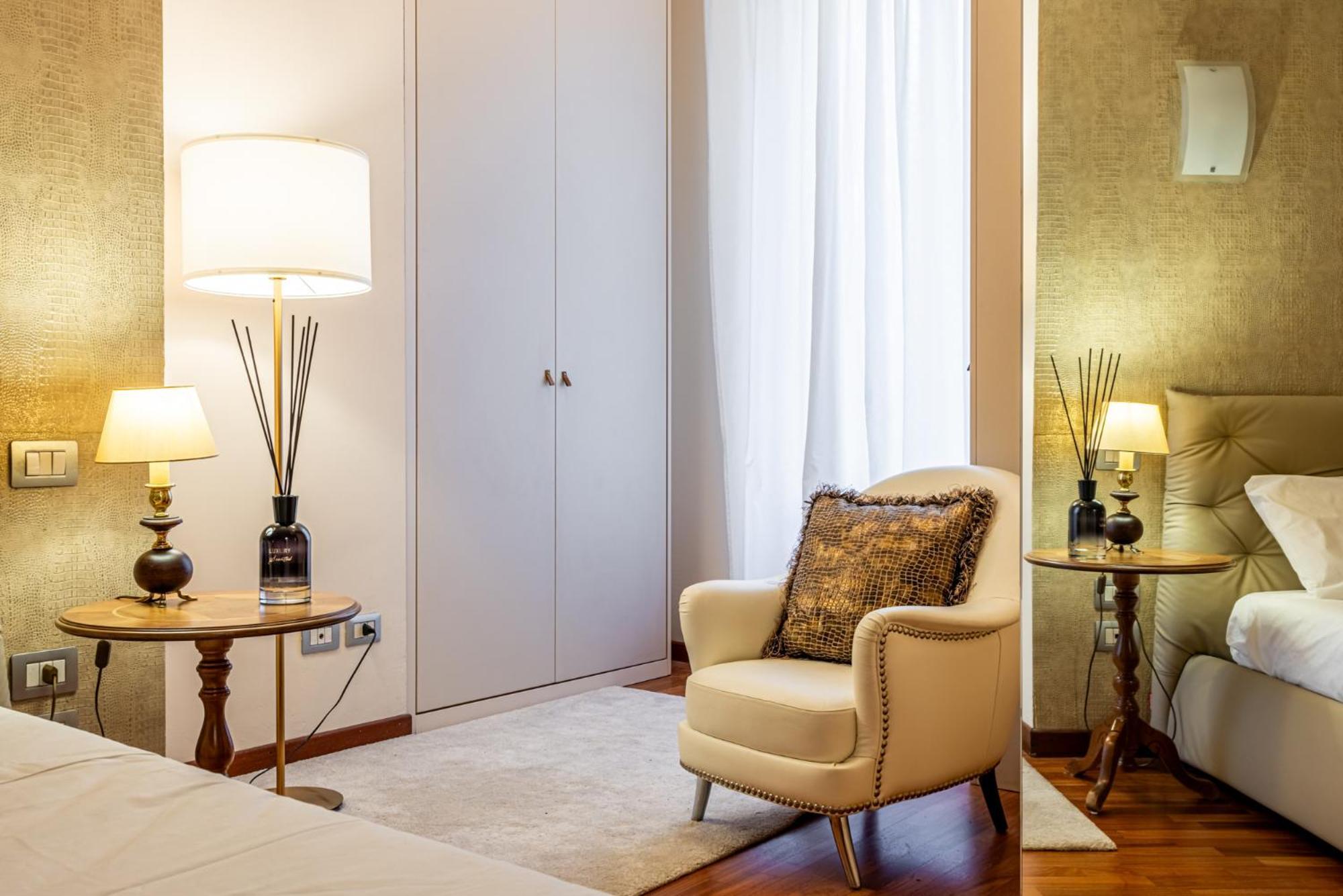 Apartment Luxury, Modern & Charming Near Station