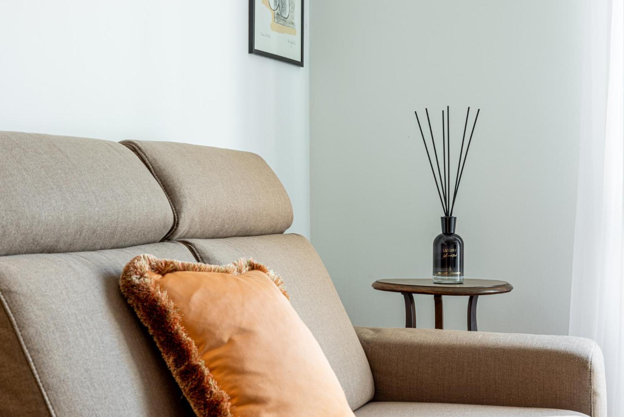 Apartment Luxury, Modern & Charming Near Station Milan
