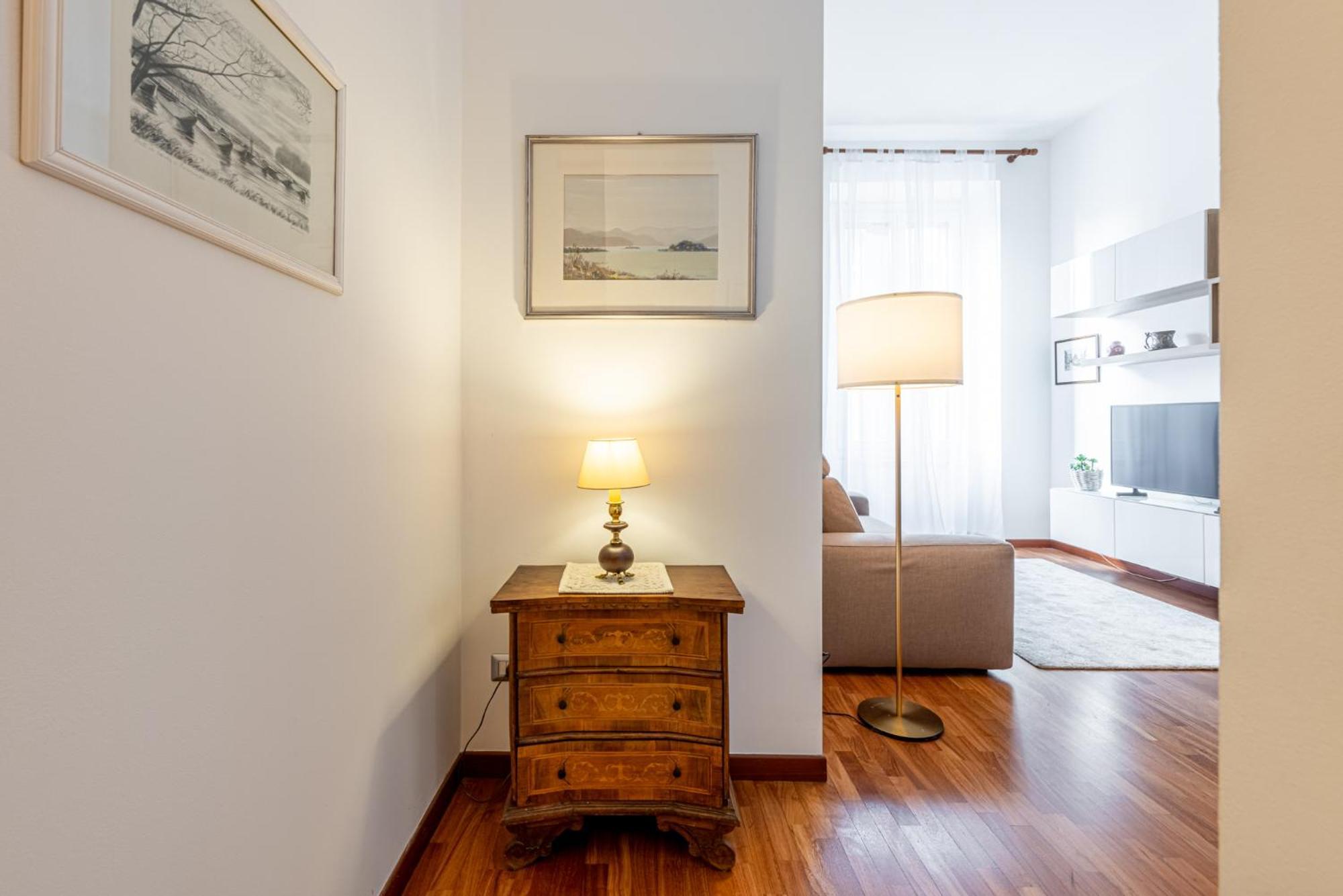 Apartment Luxury, Modern & Charming Near Station