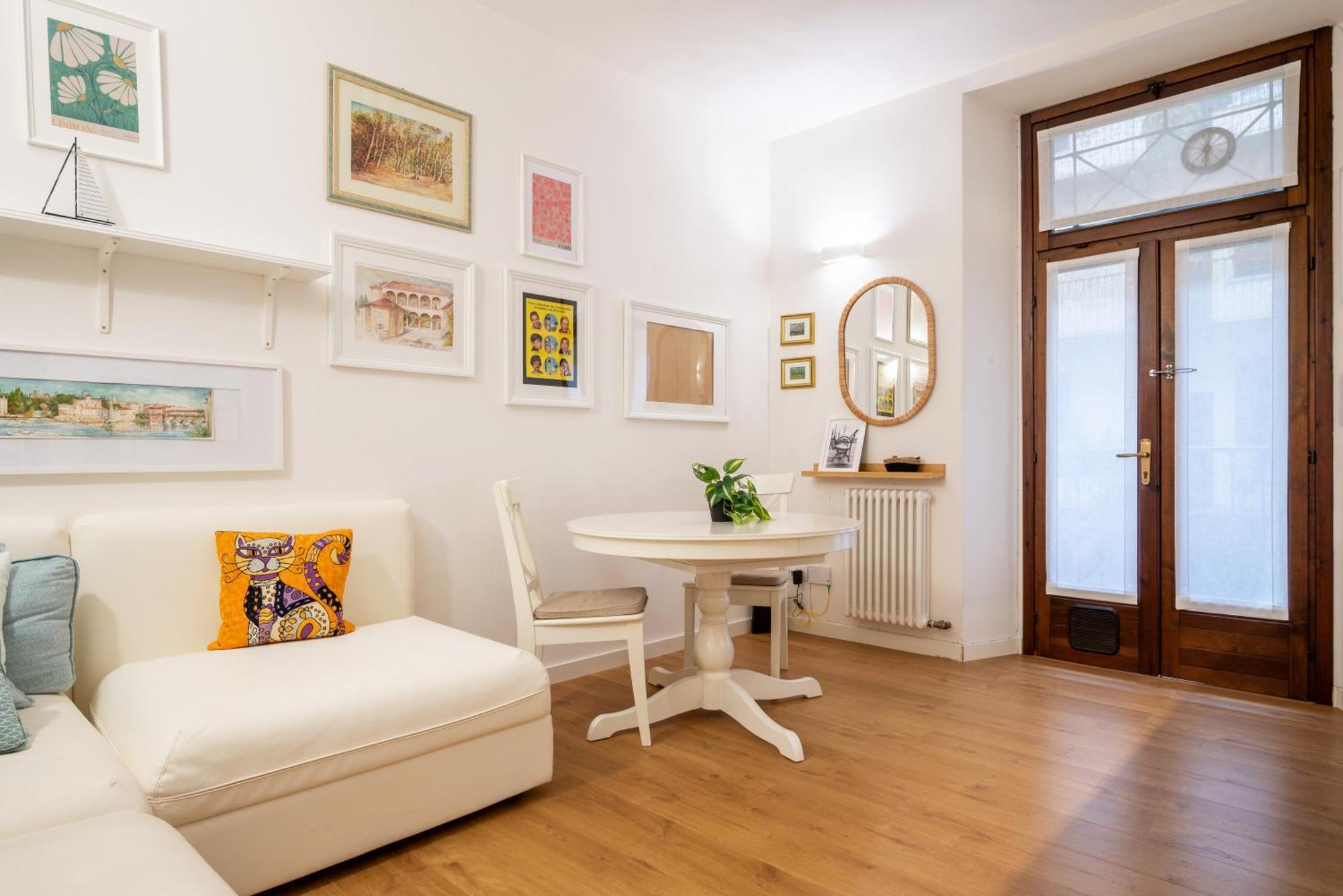 Quiet Two-room A Few Steps From Mm Ptvenezia Apartment Milan