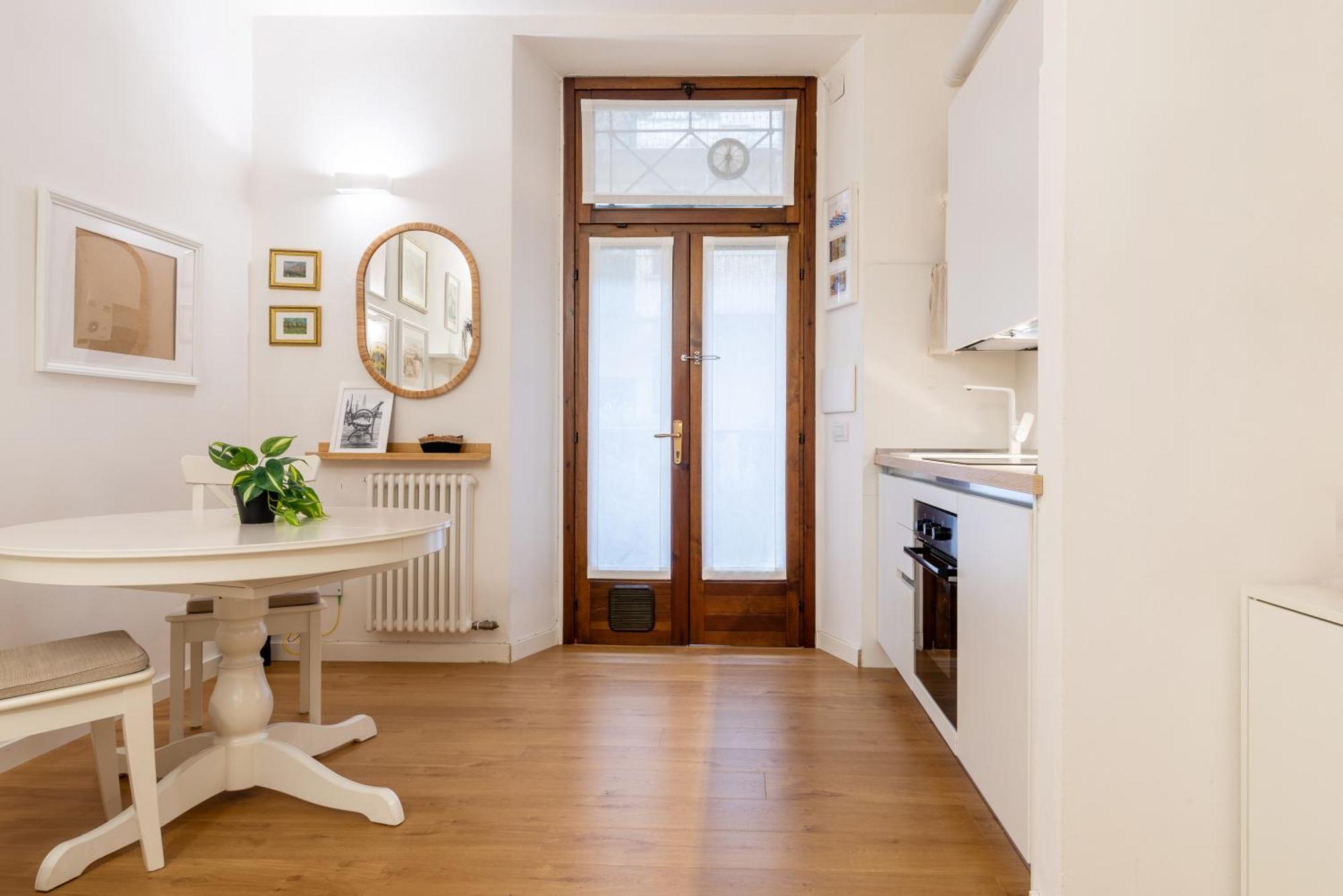 Quiet Two-room A Few Steps From Mm Ptvenezia Apartment *