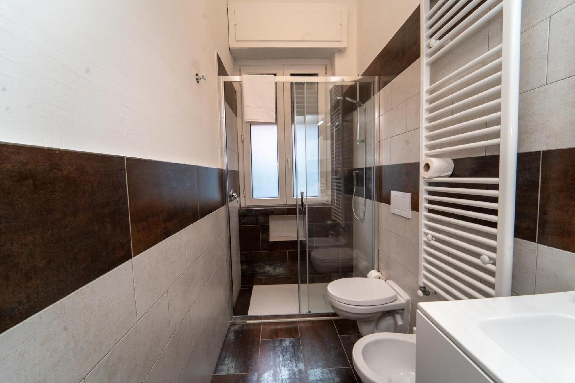 Milano-niguarda District Apartment