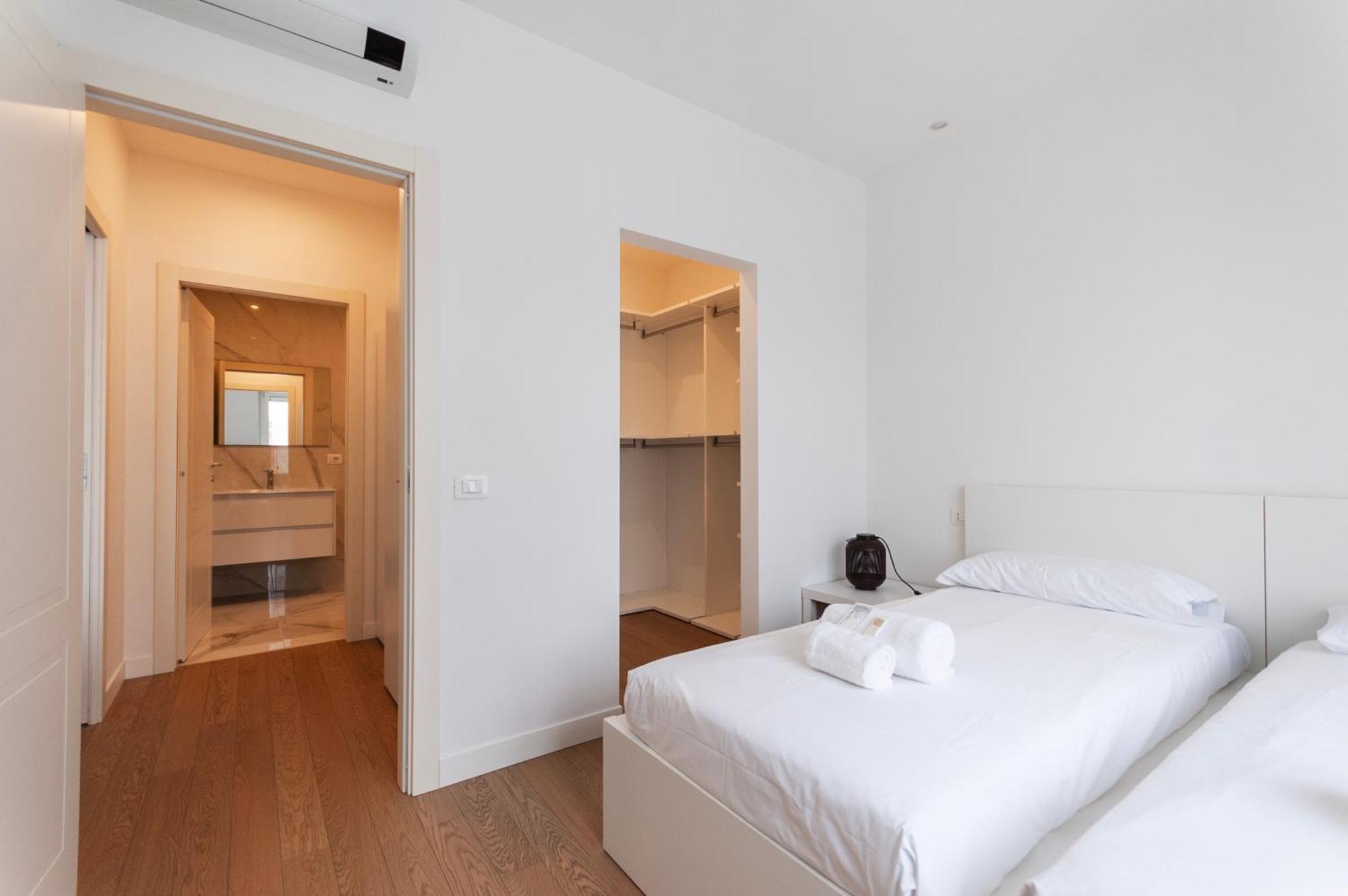 Apartment Youhosty - Gioia Large Milan