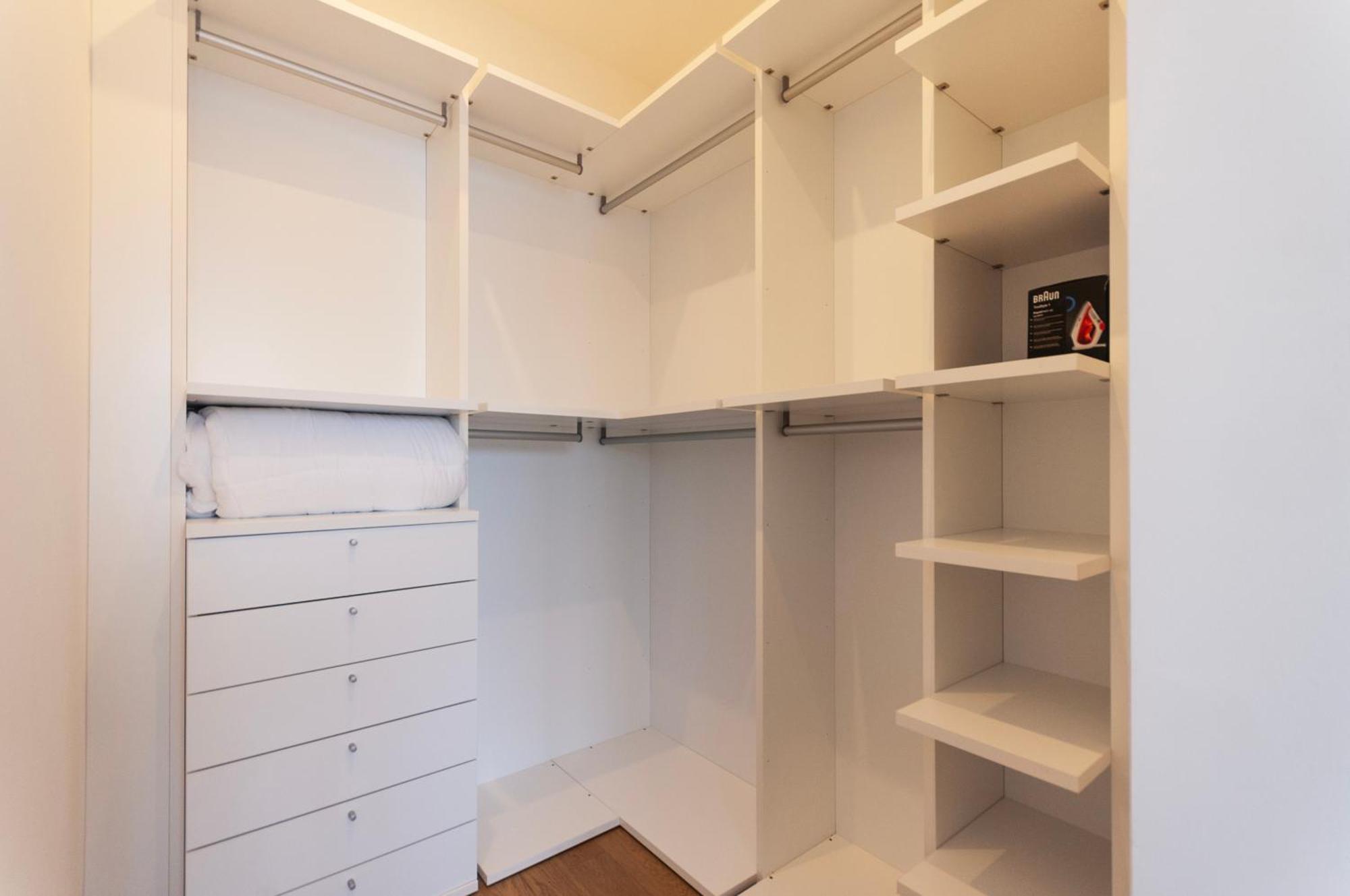 Youhosty - Gioia Large Apartment Milan