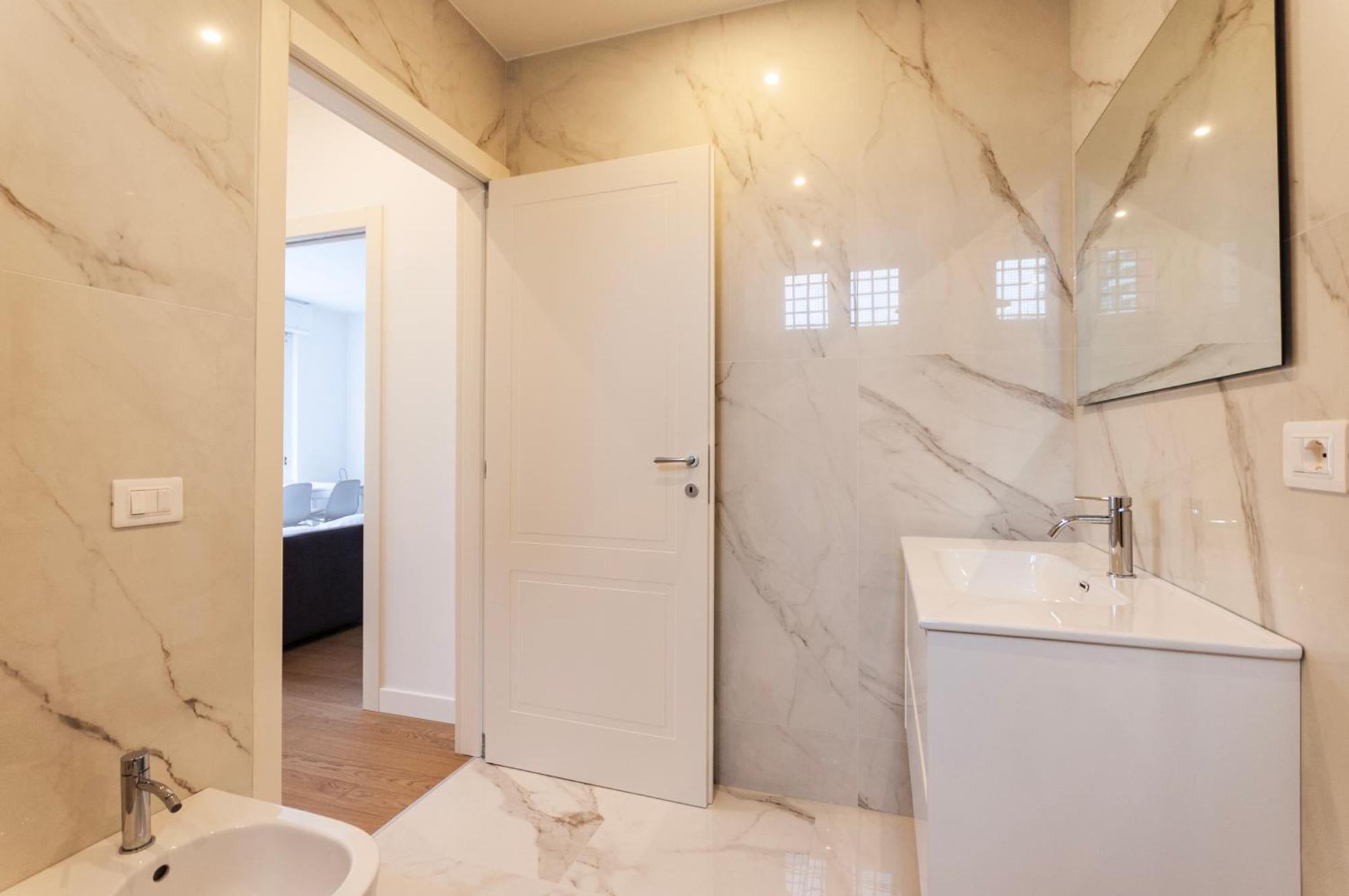 Youhosty - Gioia Large Apartment *