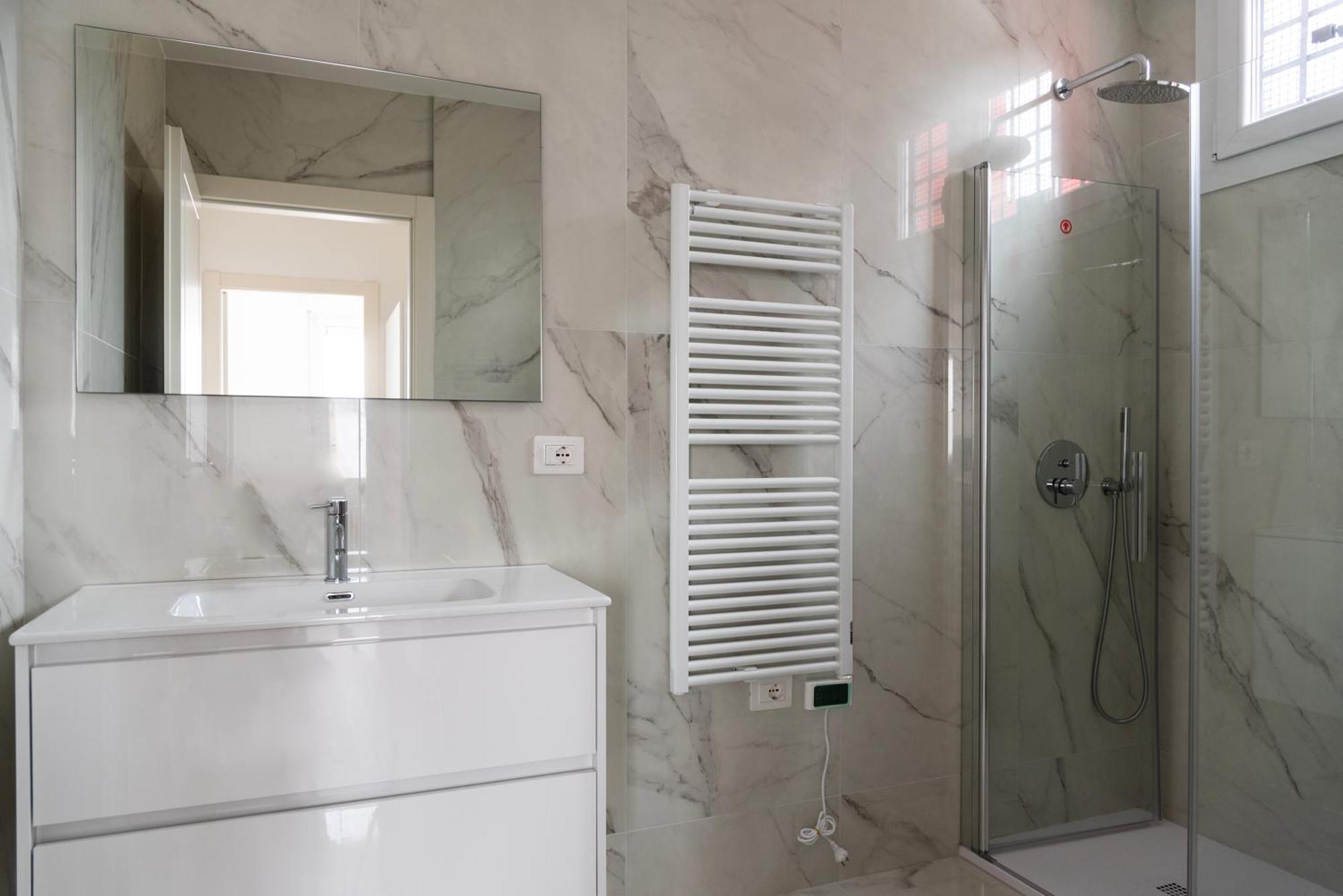 Youhosty - Gioia Large Apartment Milan