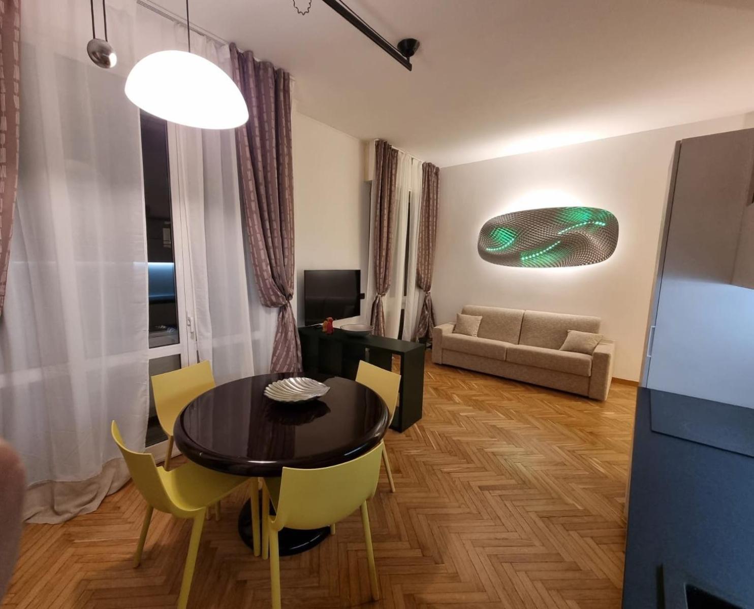 Apartment Regina Di Cuori Milan