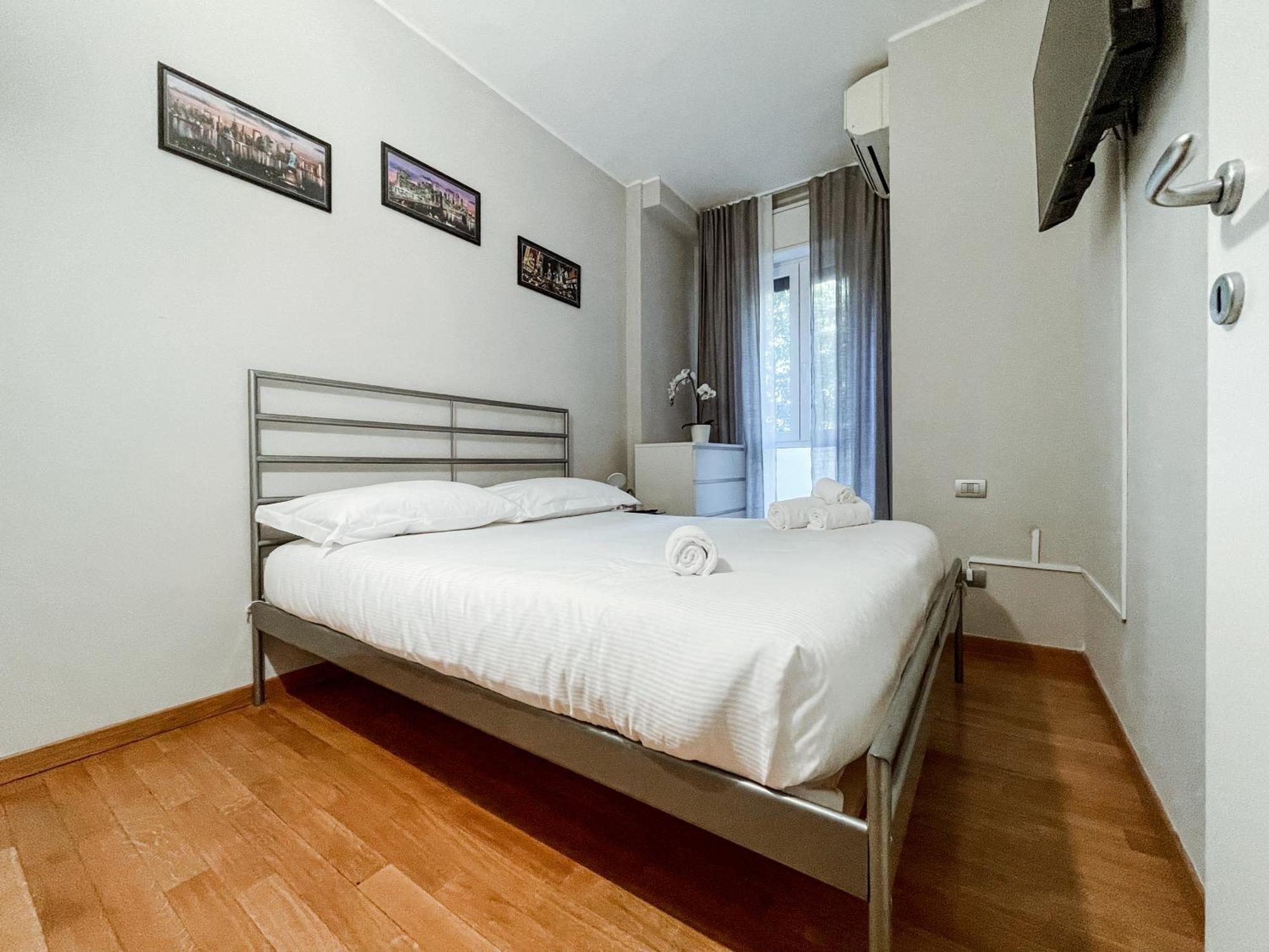 Archimede73, Citycenter * Milan