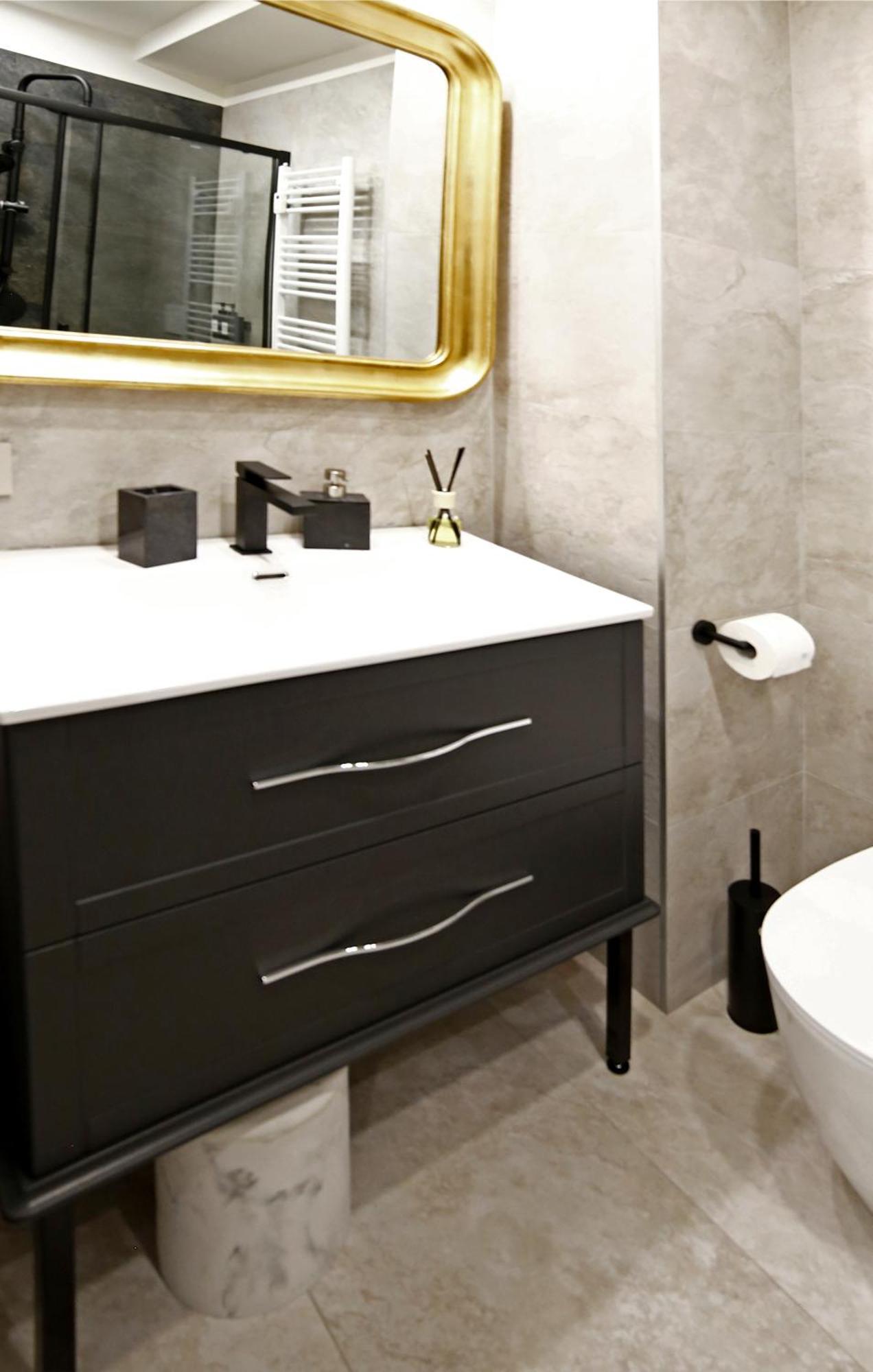 Repvblic Lux Apartment *
