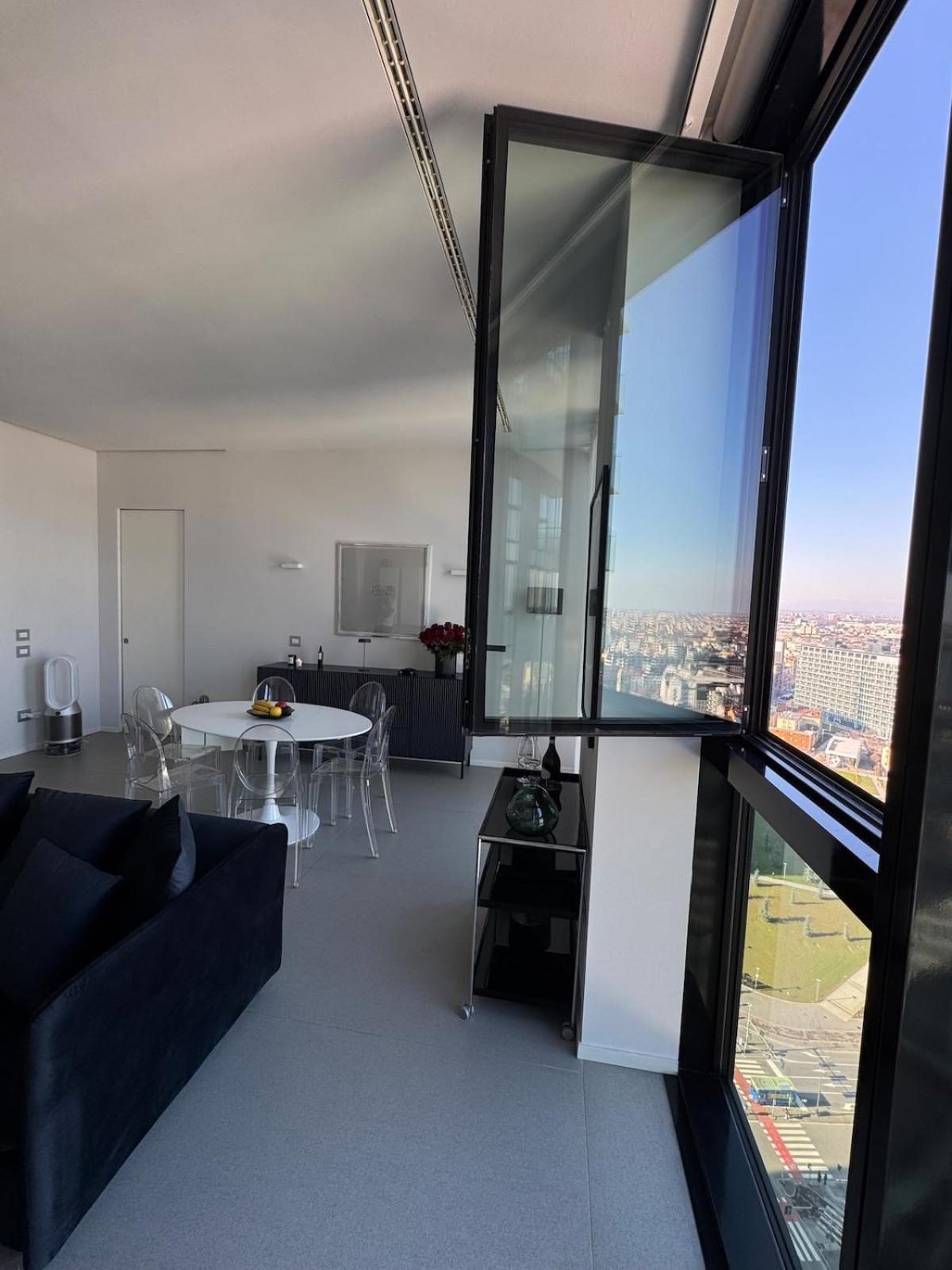Solaria 18 Skyloft * Milan