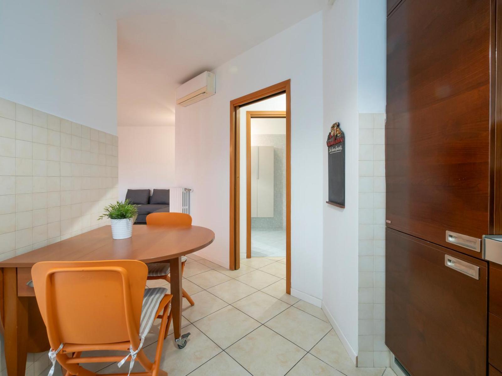 I Host - Savona 127 * Milan