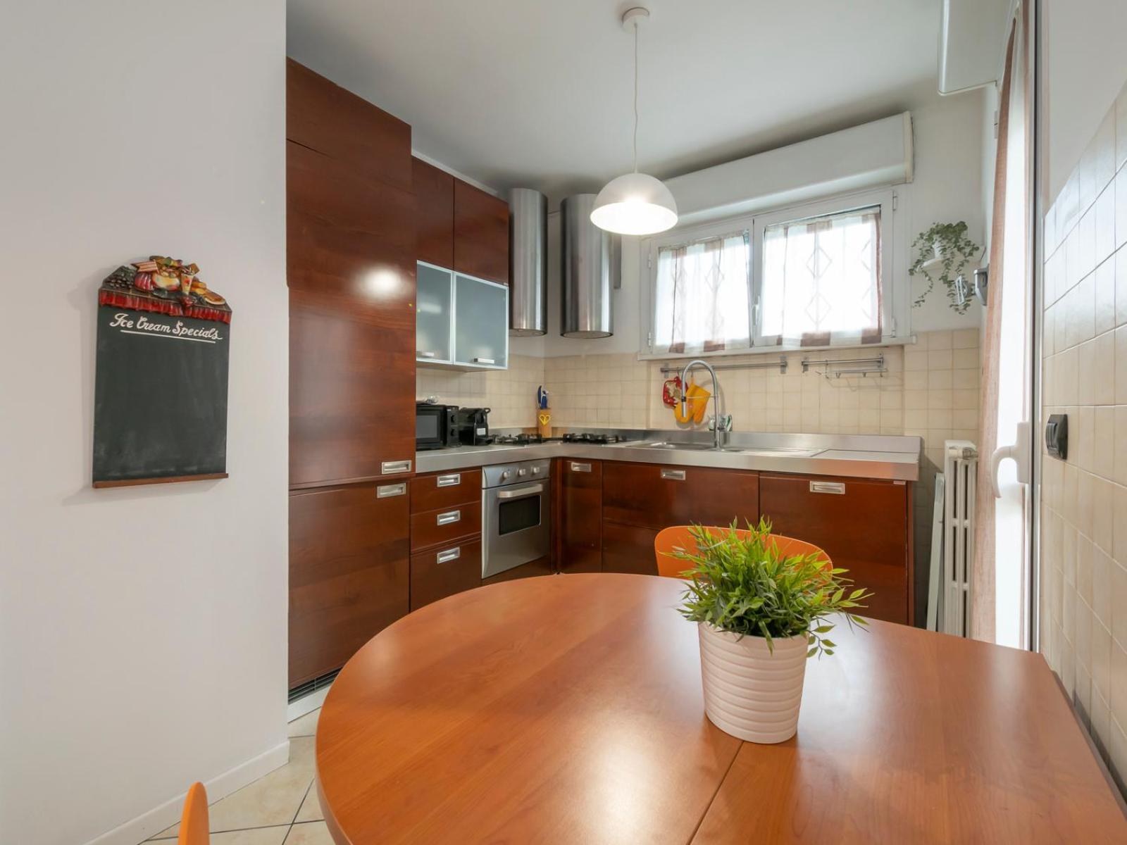I Host - Savona 127 * Milan