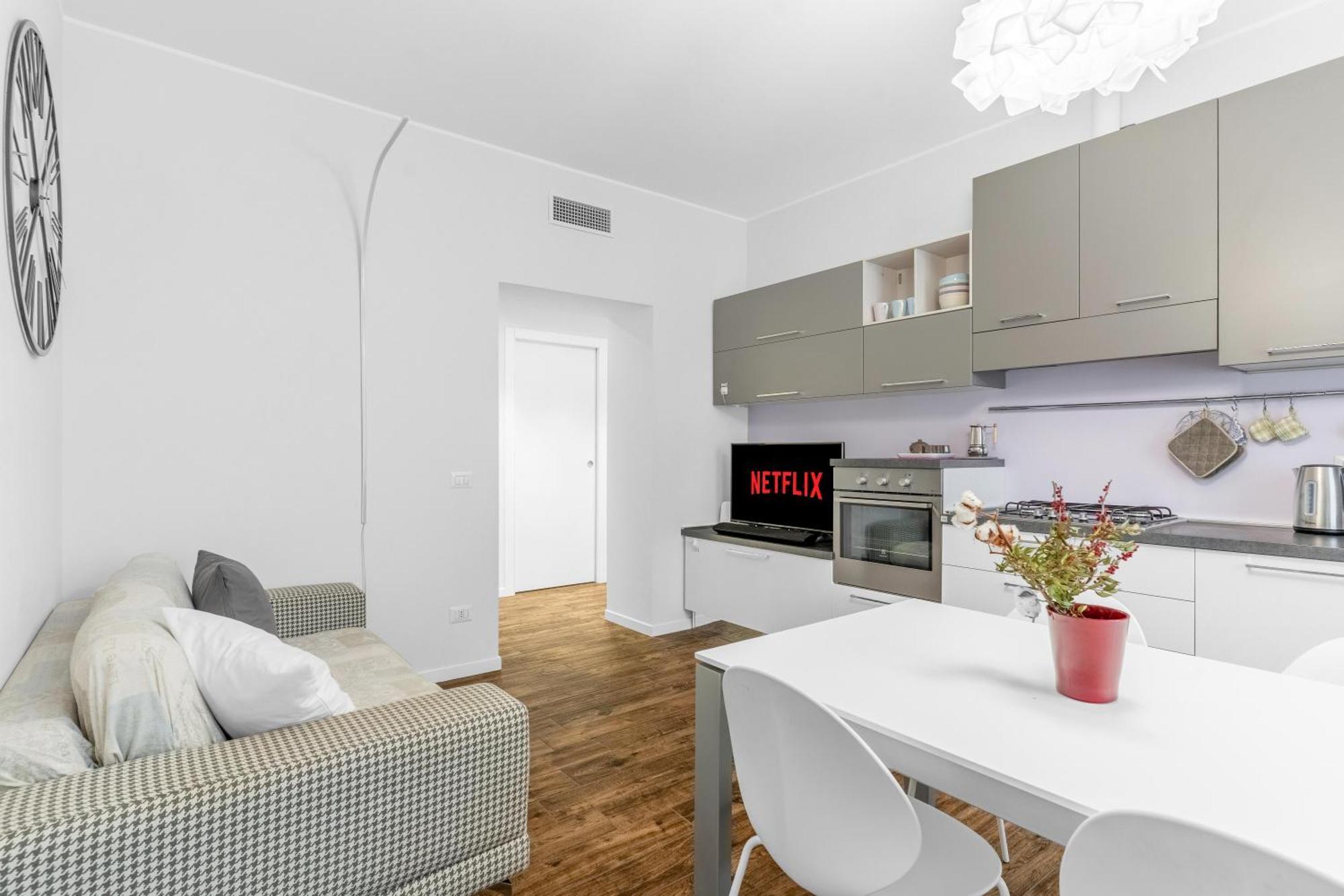 Apartment Corsica Comfort Suites-10 Min To Linate Airport