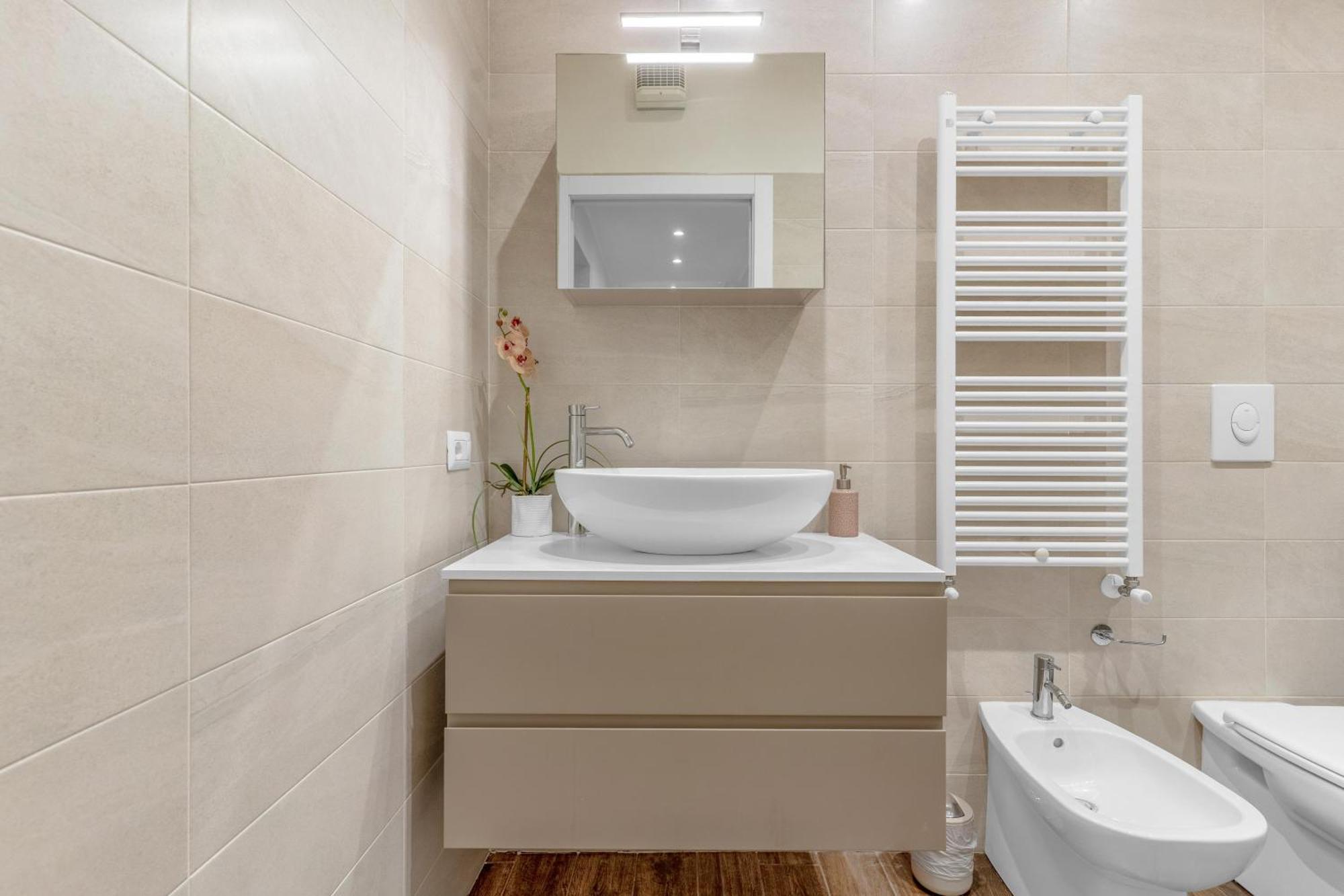 Apartment Corsica Comfort Suites-10 Min To Linate Airport *