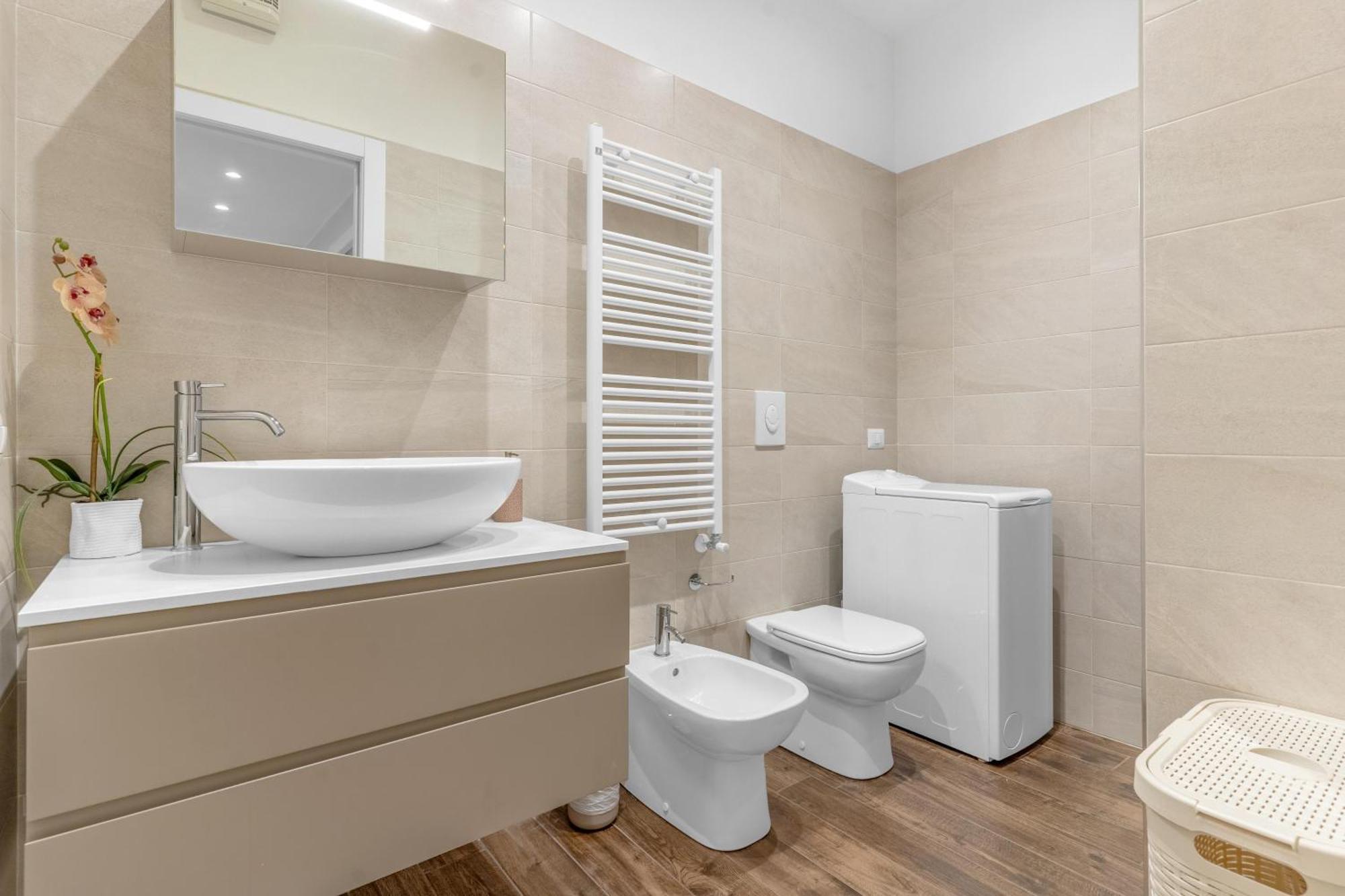Apartment Corsica Comfort Suites-10 Min To Linate Airport