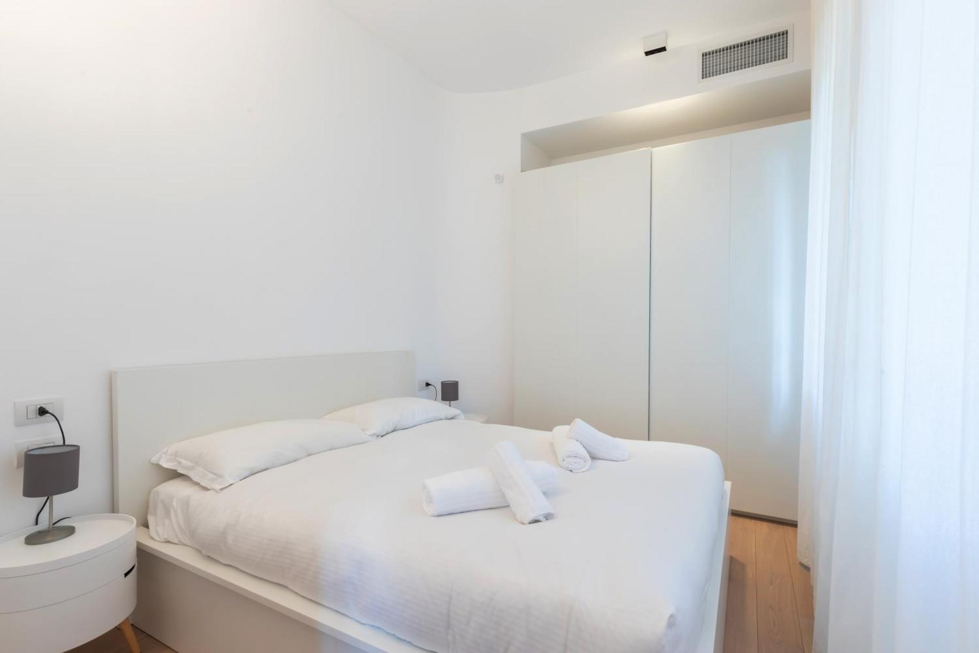 Navigli Porta Genova Eleganza E Comfort Nel Cuore Di