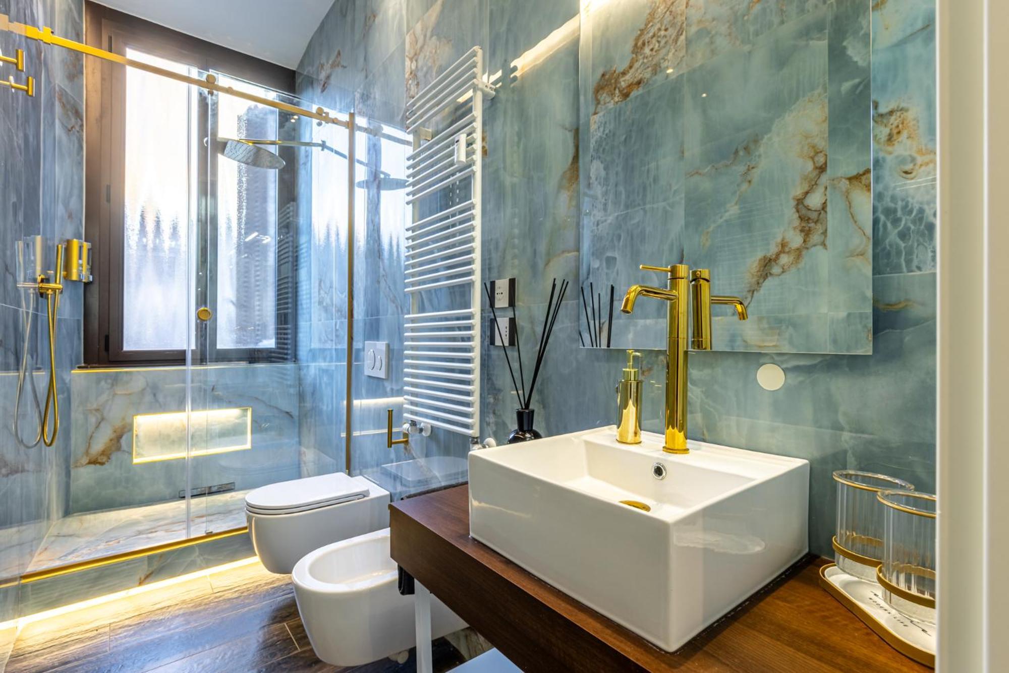 Apartment Station, Luxury & Modern With Comfort! Milan