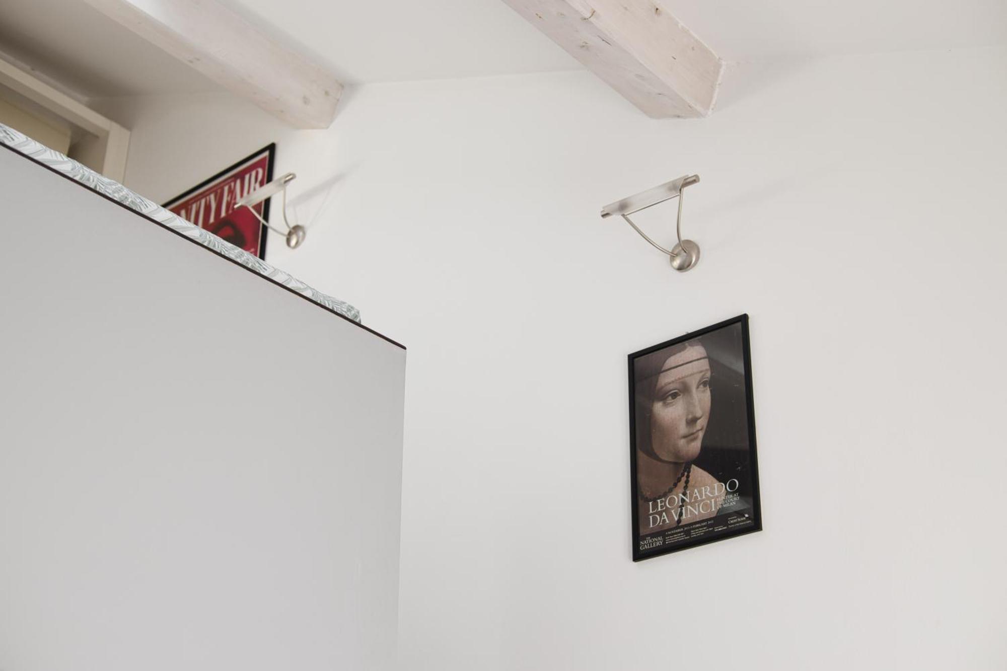 Stylish Top-floor Apt; Design Disctrict *