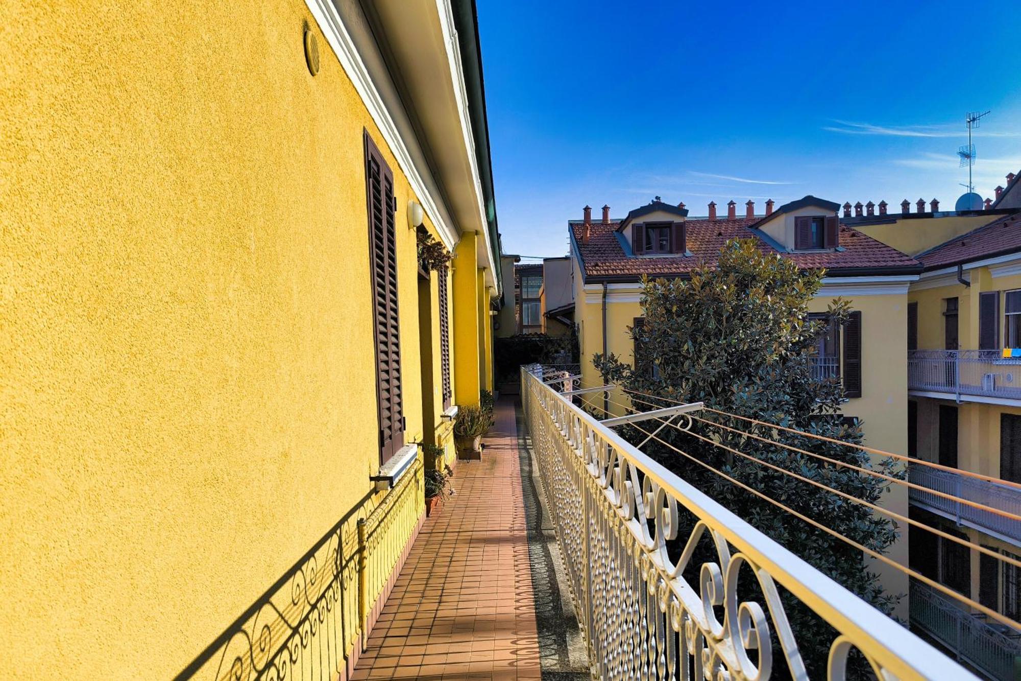 Stylish Top-floor Apt; Design Disctrict Apartment Milan