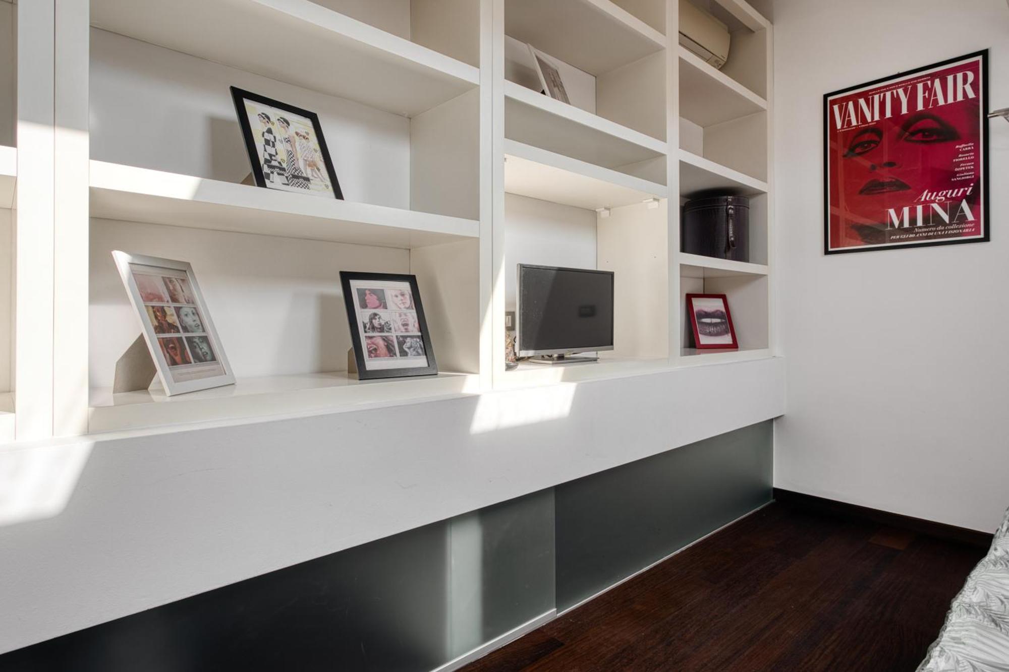 Apartment Stylish Top-floor Apt; Design Disctrict *