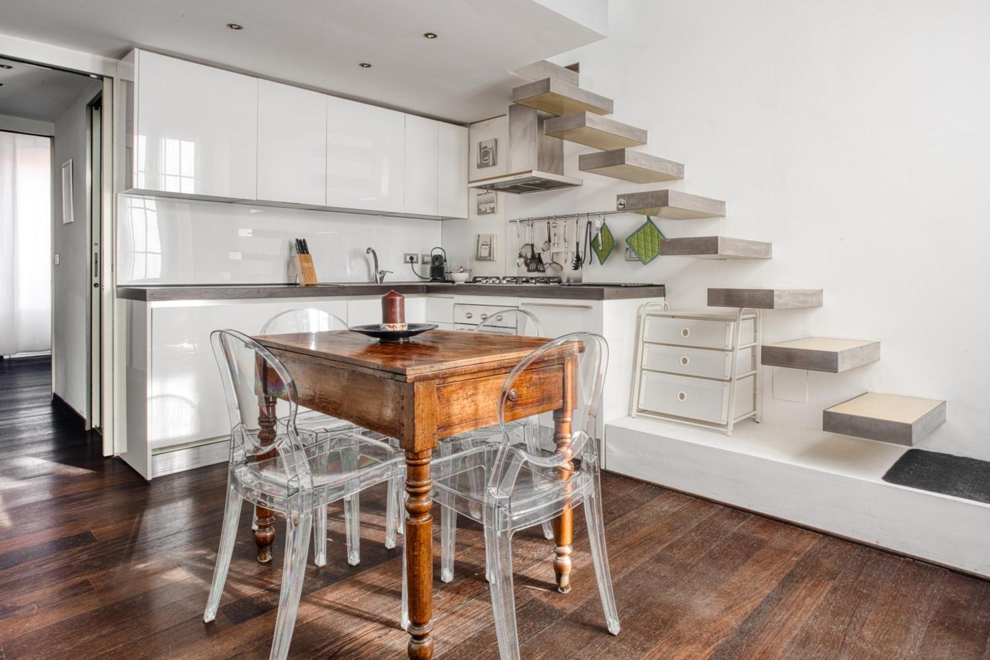 Stylish Top-floor Apt; Design Disctrict * Milan
