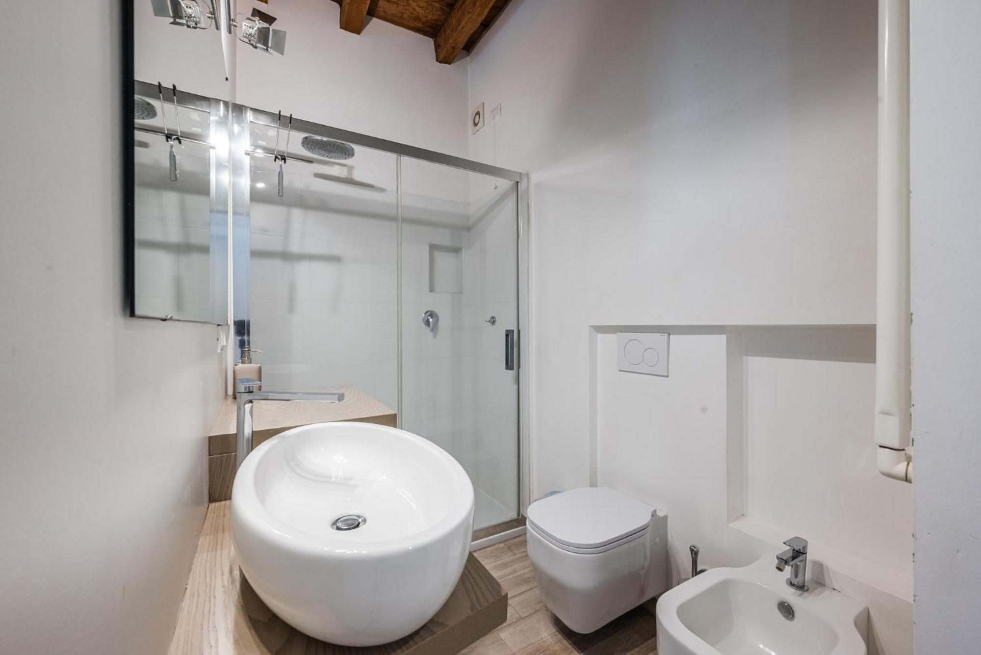 Apartment 200mt Metro - Design For Creative Living Milan