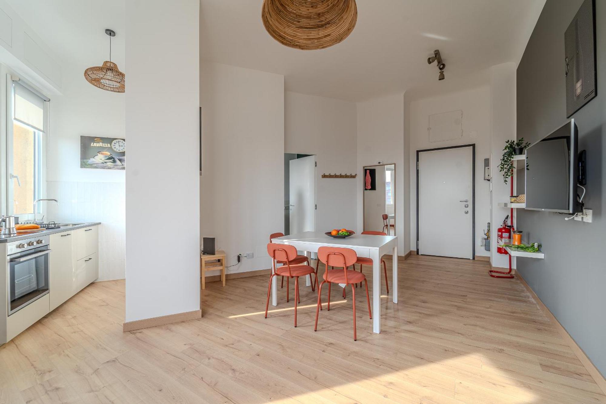 Urban View - Argonne Apartment